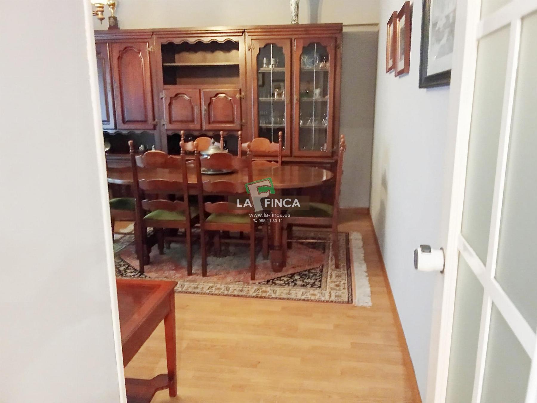 For rent of flat in Oviedo