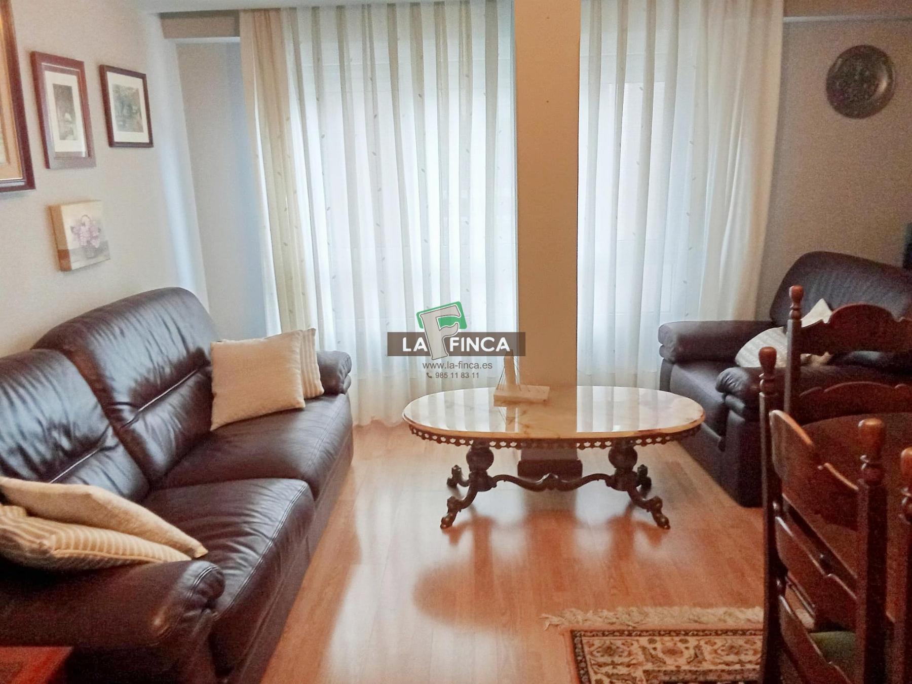 For rent of flat in Oviedo