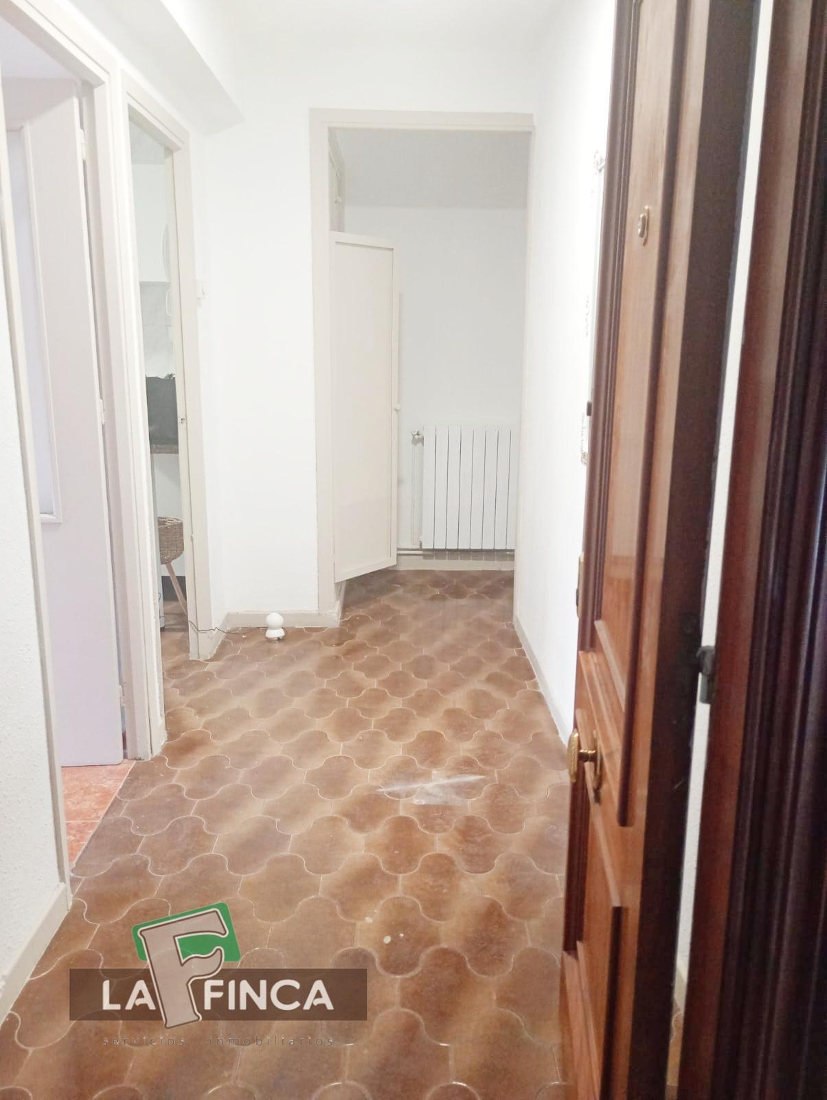 For sale of flat in Llanera