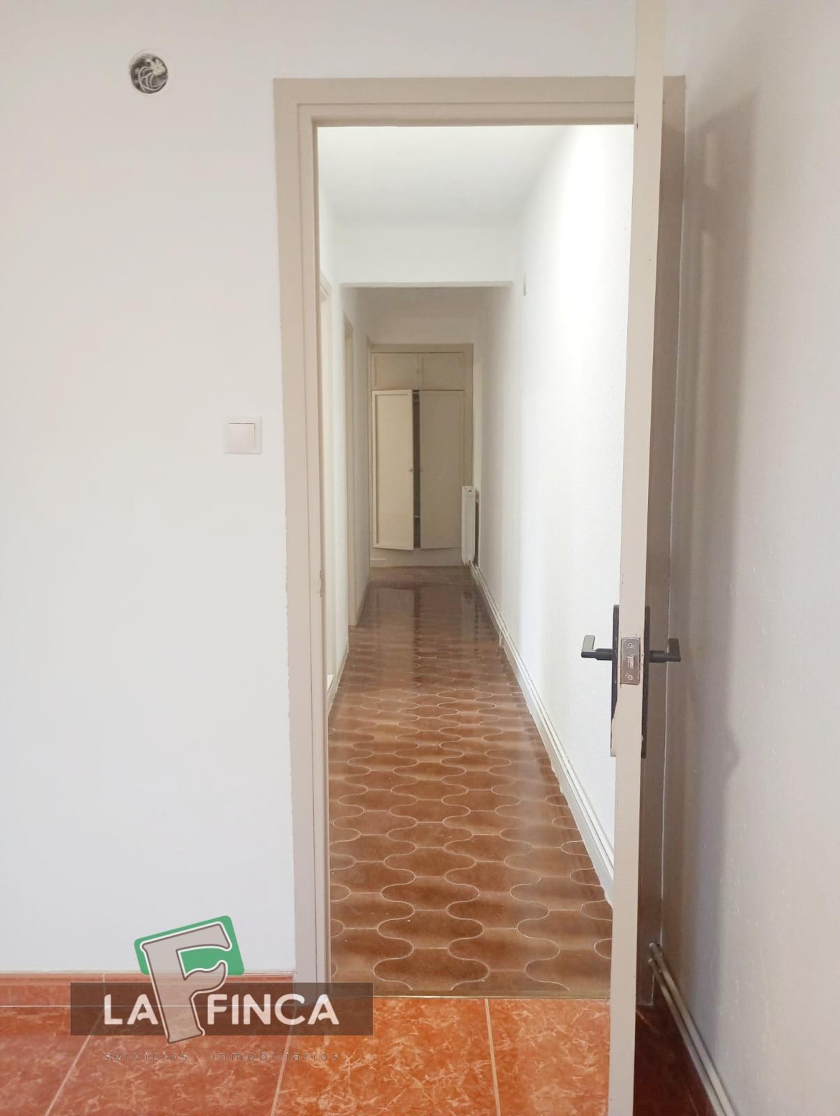 For sale of flat in Llanera