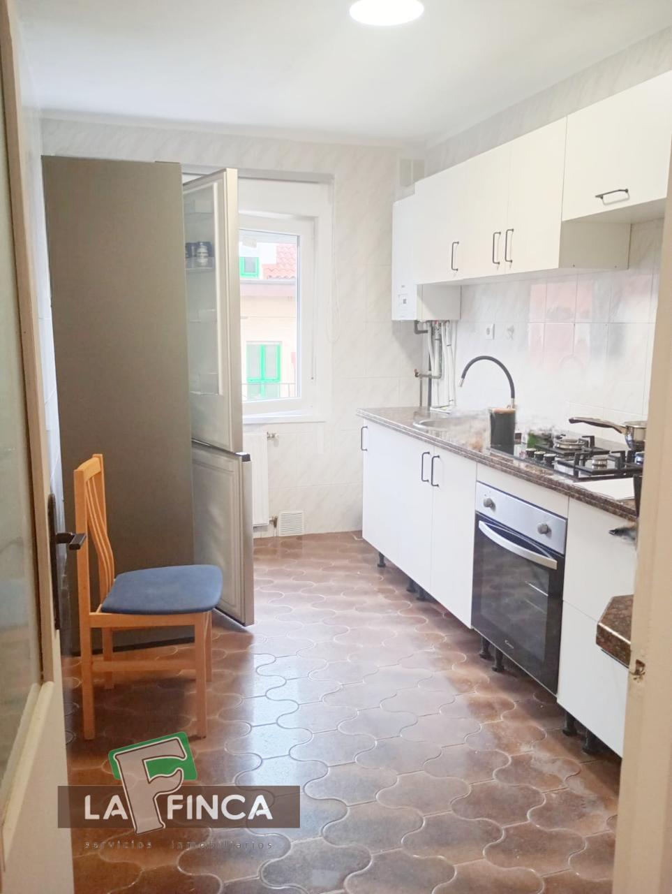 For sale of flat in Llanera