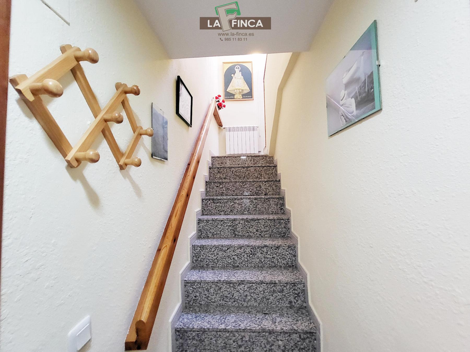 Venta de casa en Candamo