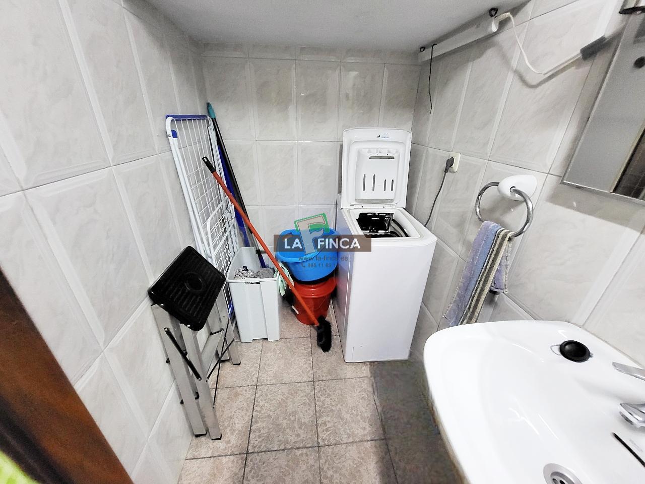 Venta de casa en Candamo