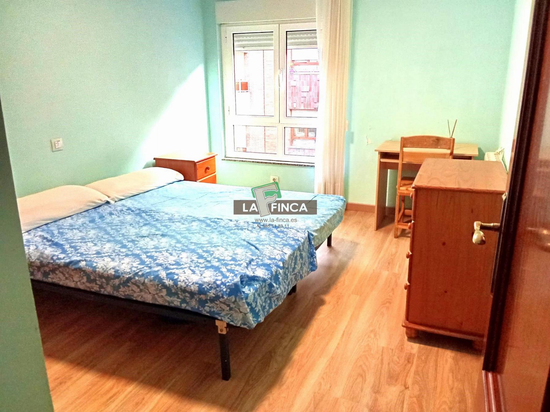 For sale of flat in Oviedo
