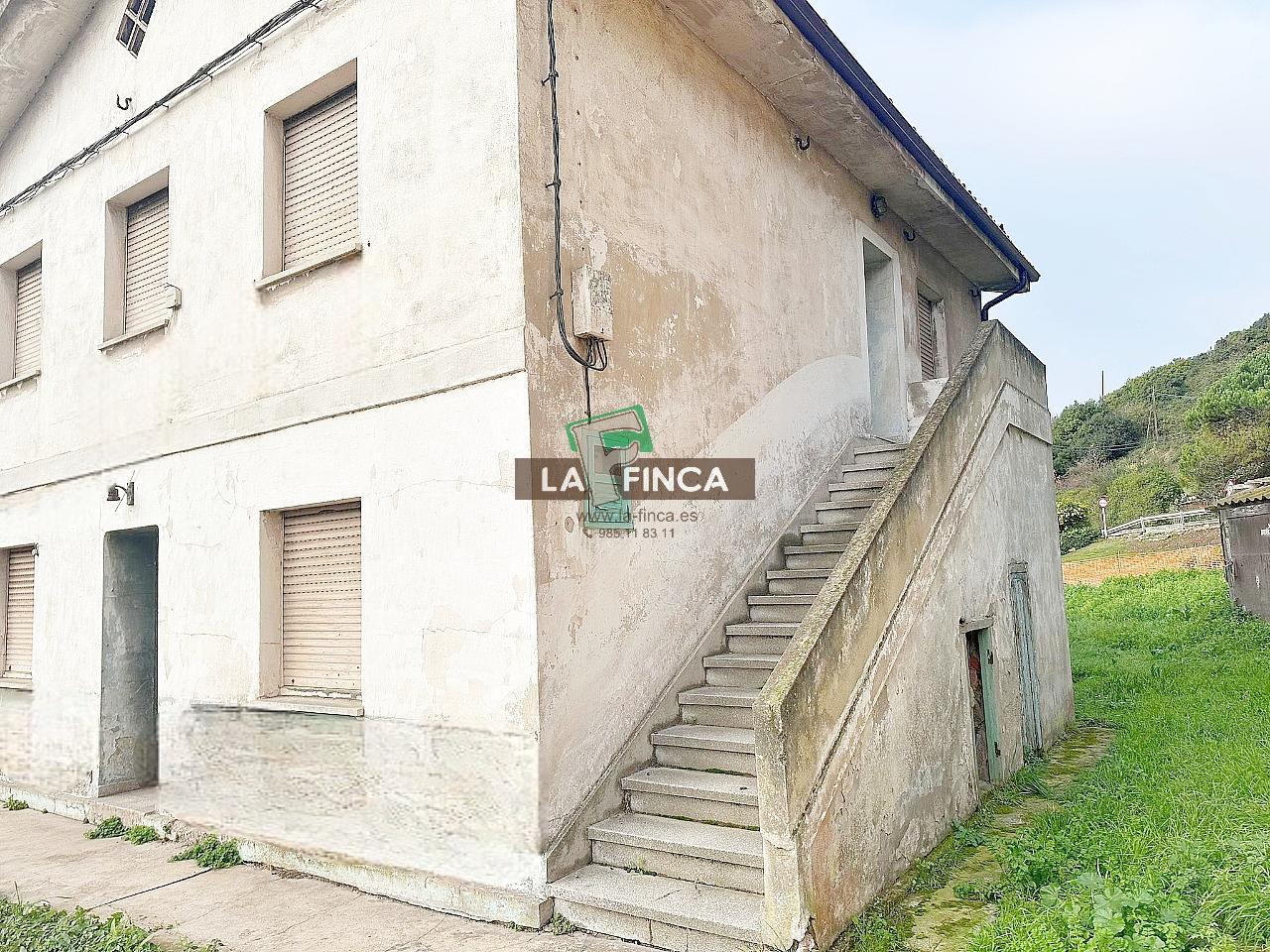 For sale of house in Gozón