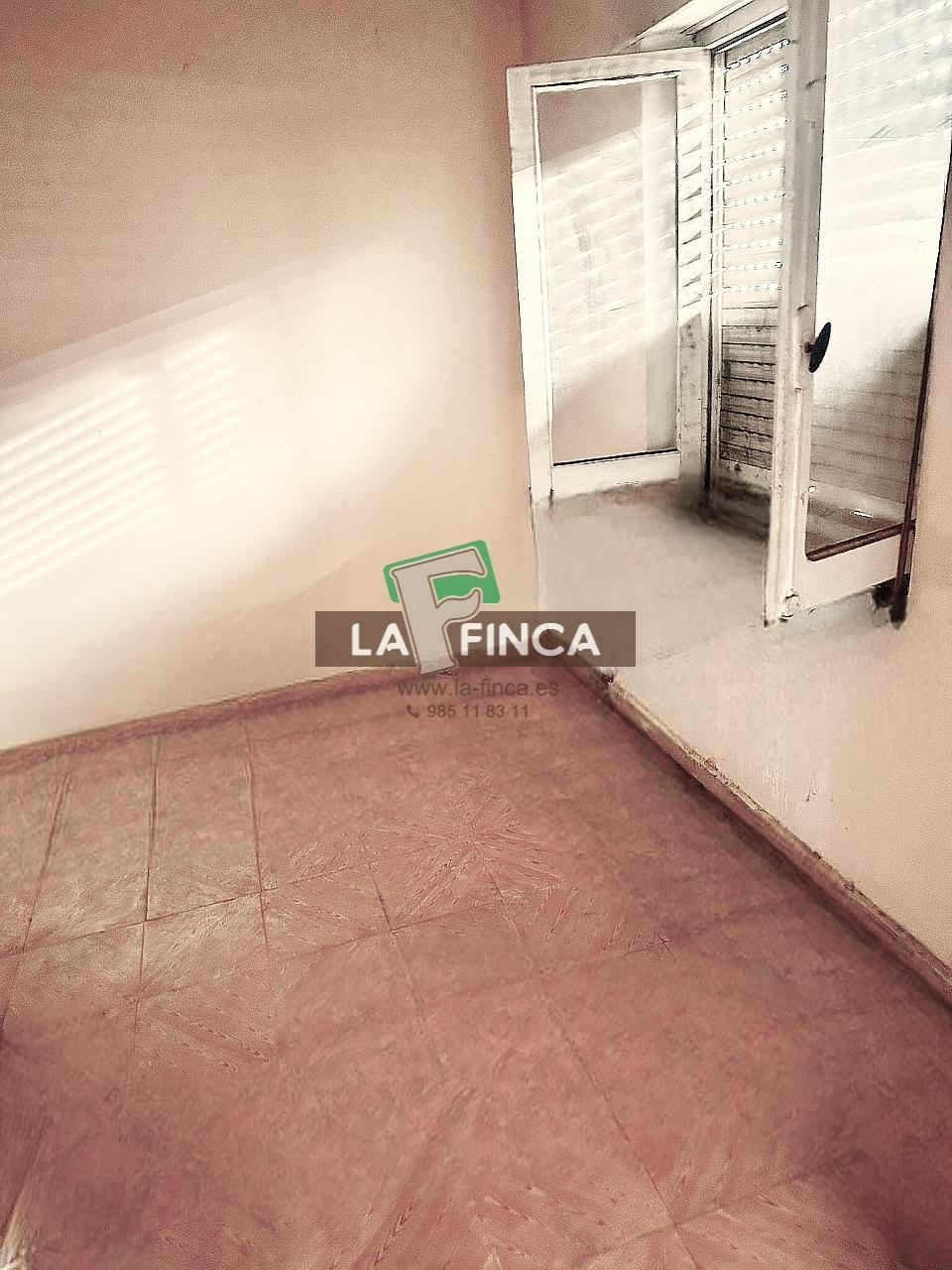 For sale of house in Gozón