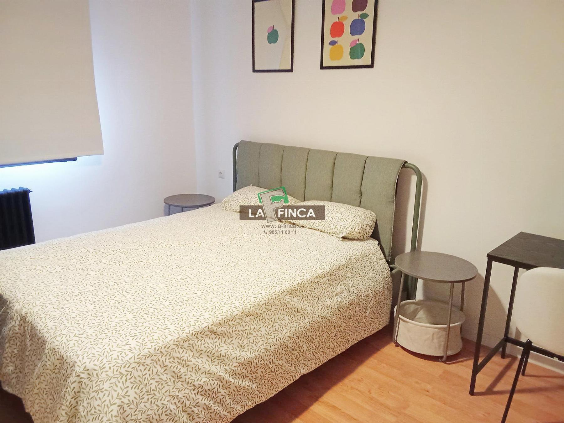 For sale of flat in Oviedo