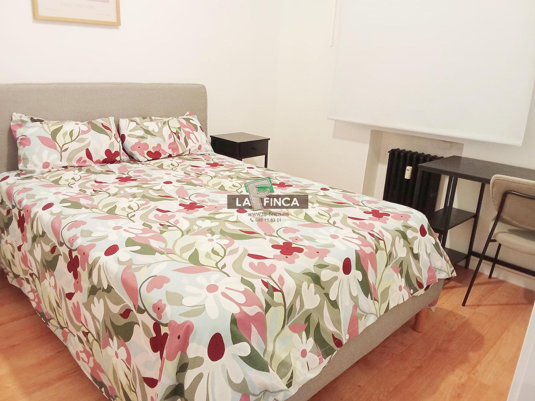 For sale of flat in Oviedo
