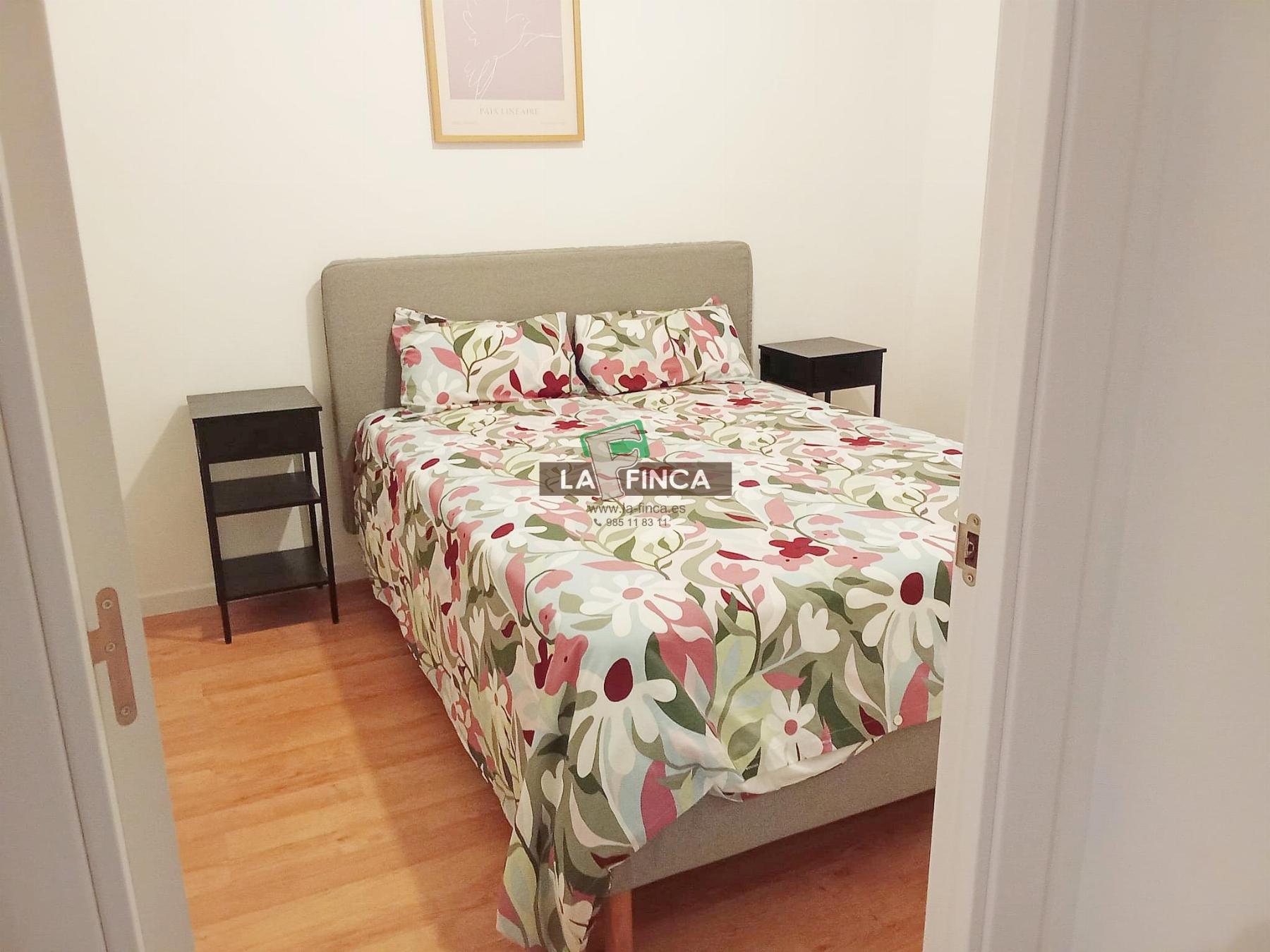 For sale of flat in Oviedo