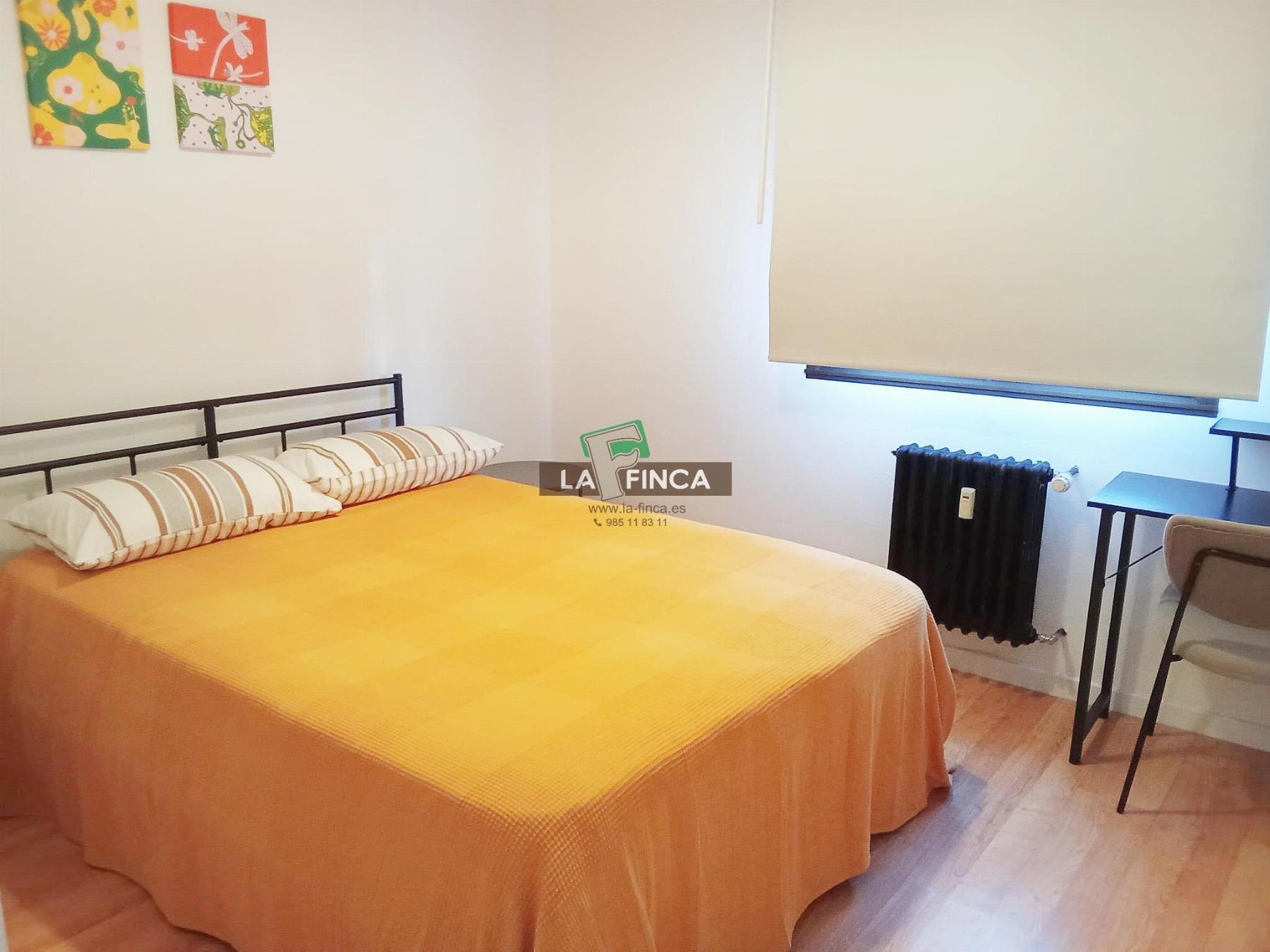 For sale of flat in Oviedo