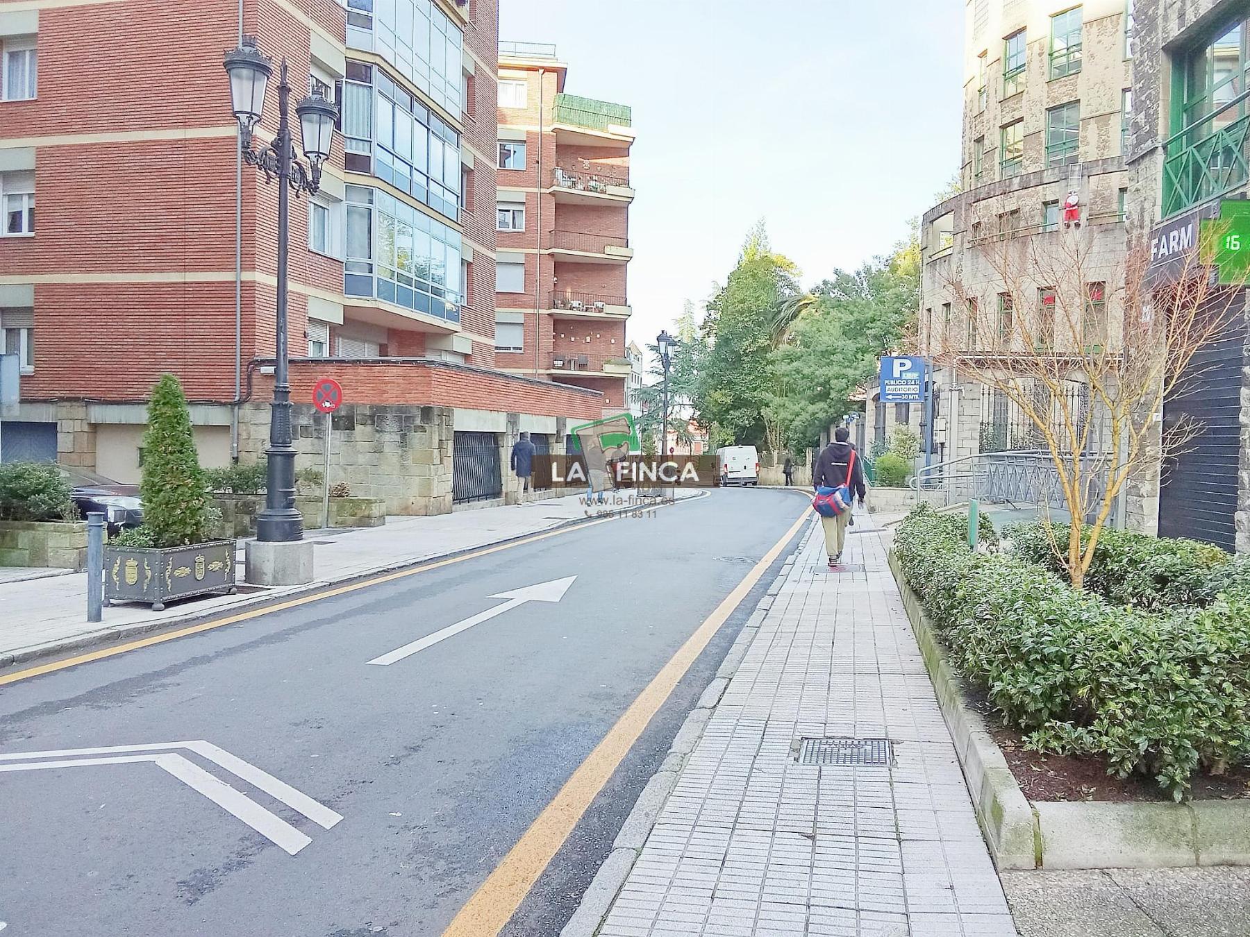 For sale of flat in Oviedo