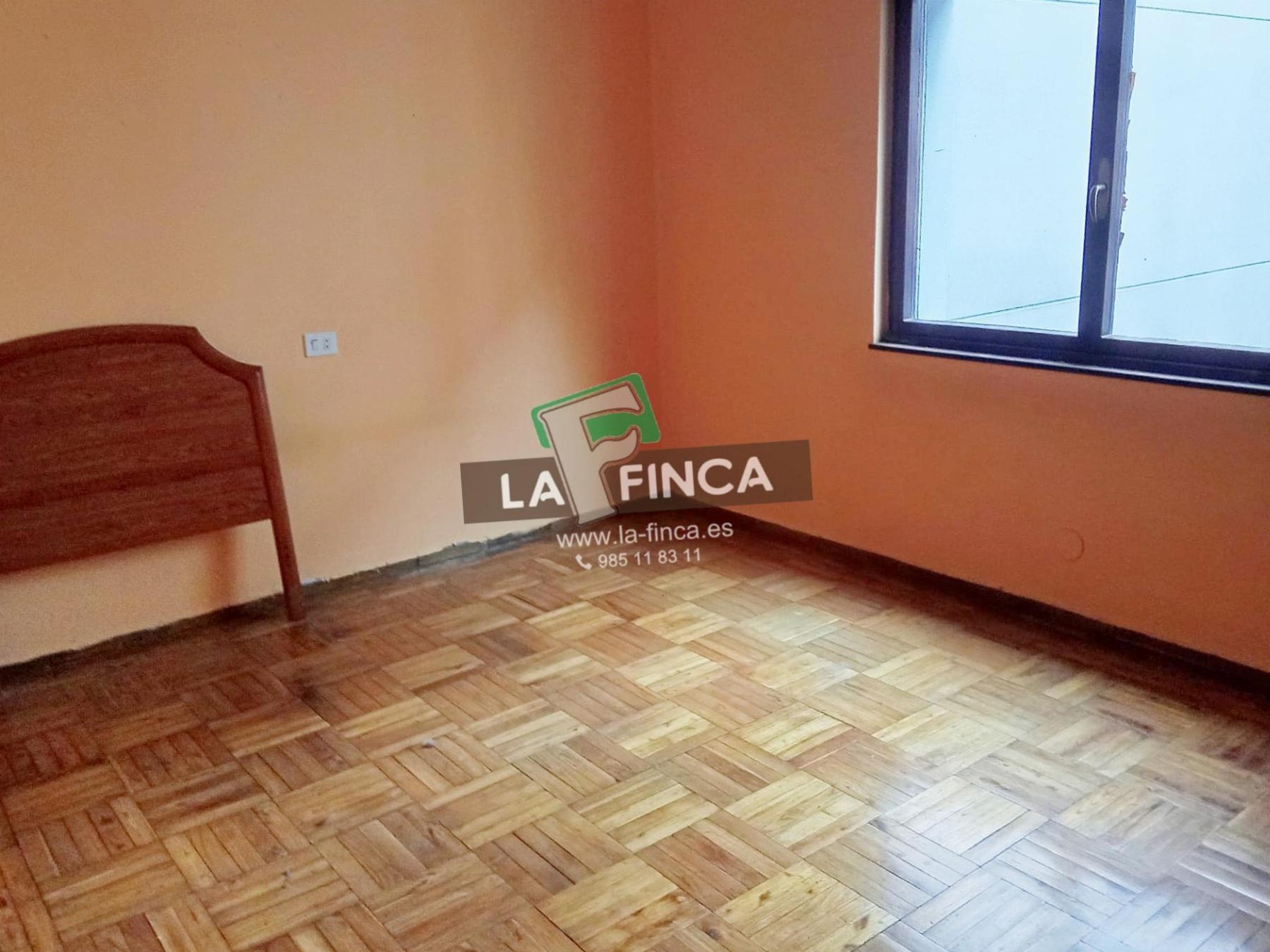 For sale of flat in Oviedo