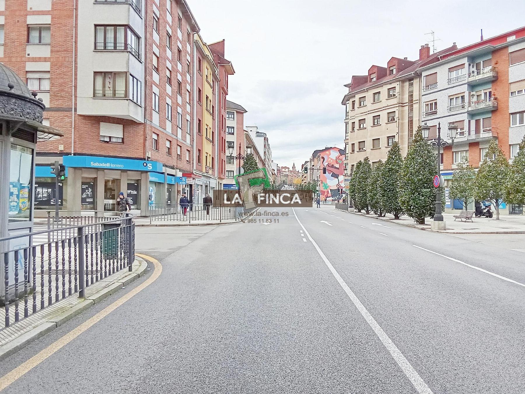 For sale of flat in Oviedo