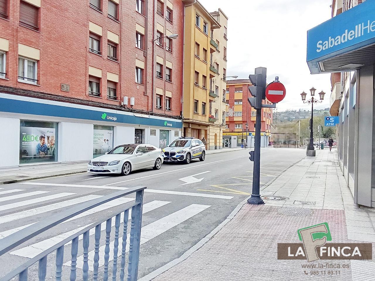 For sale of flat in Oviedo