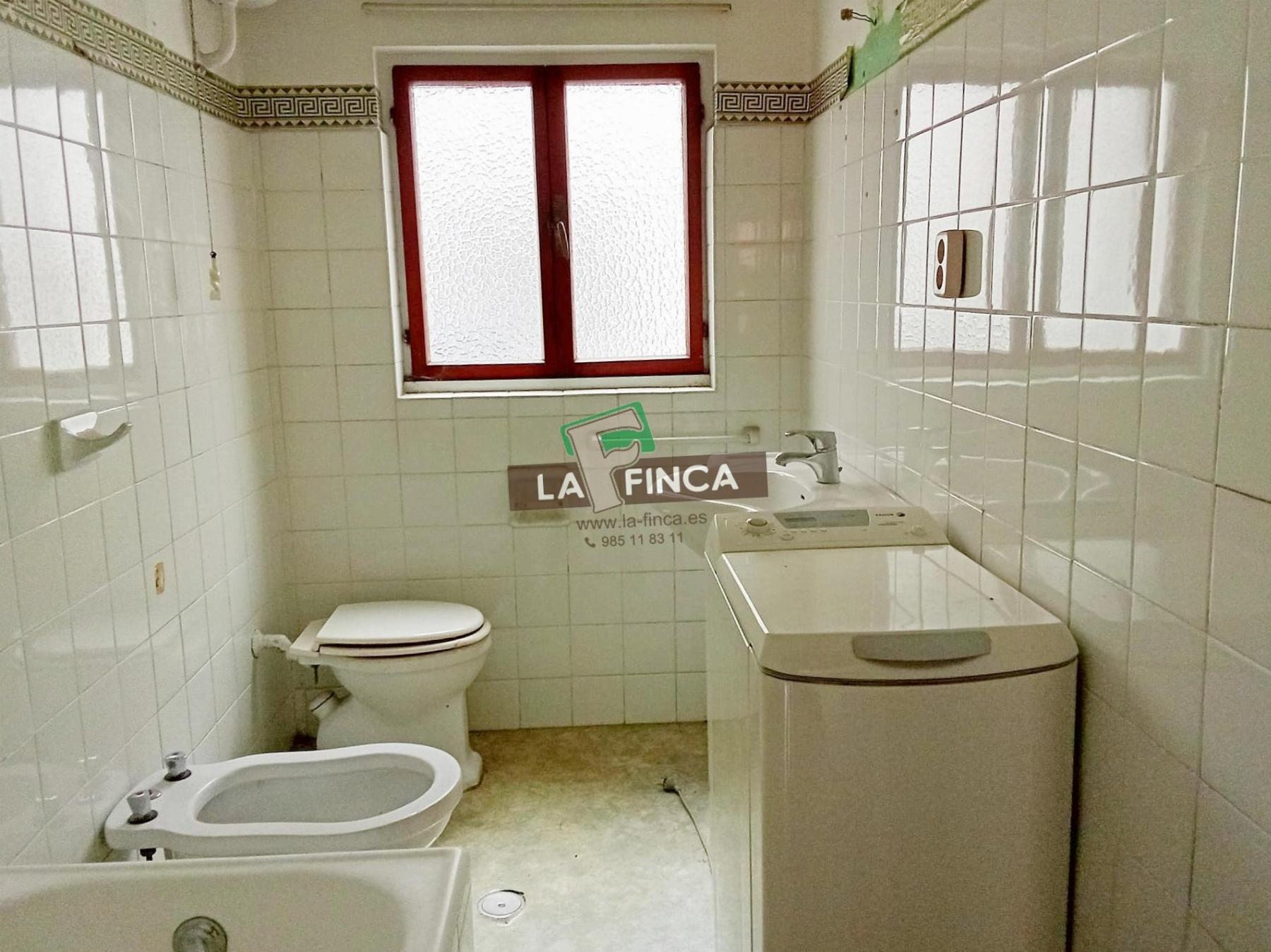 For sale of flat in Oviedo