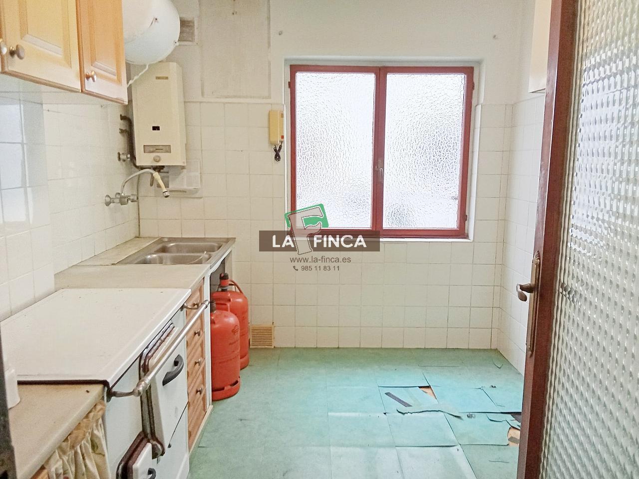 For sale of flat in Oviedo