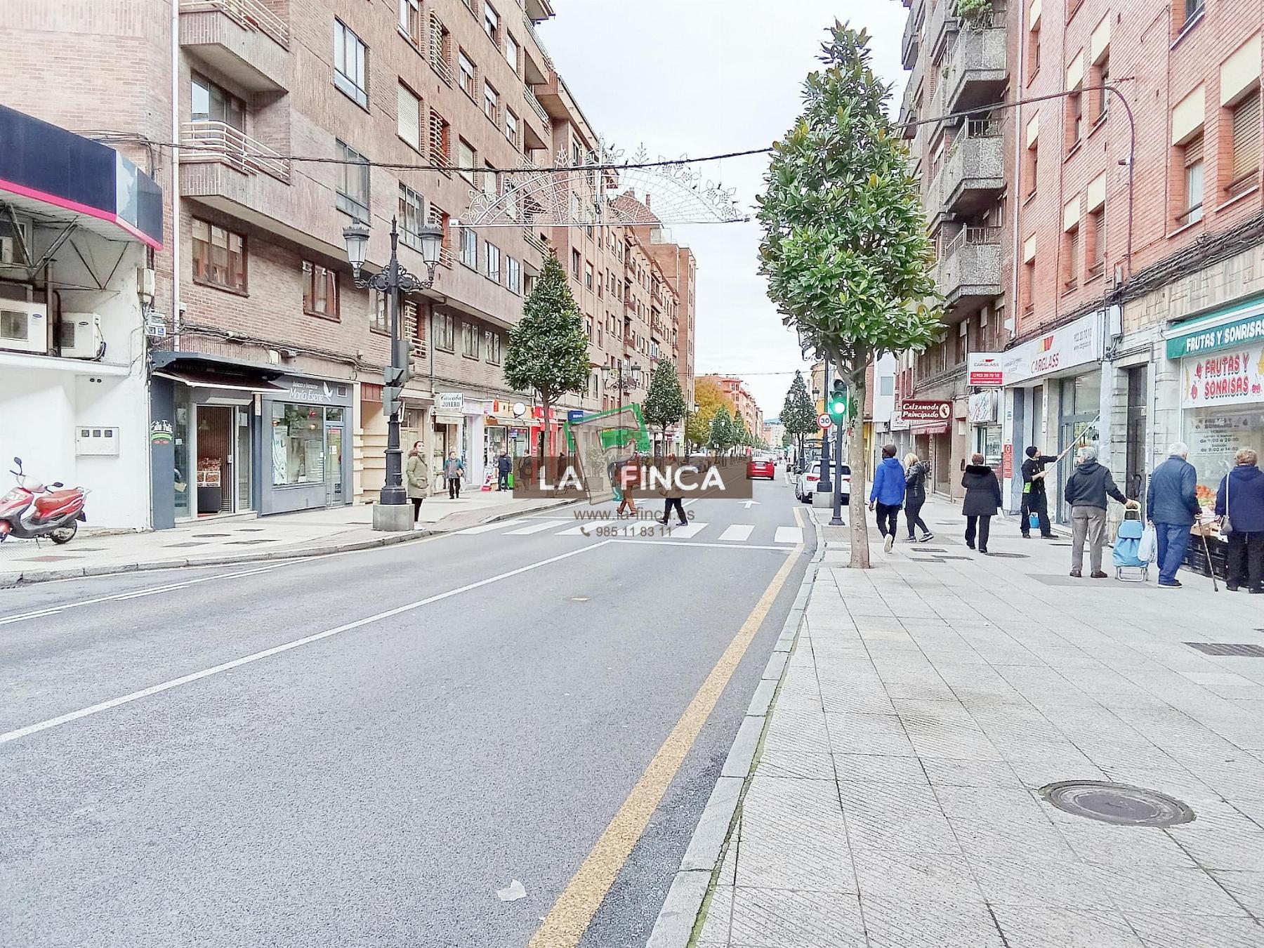 For sale of flat in Oviedo
