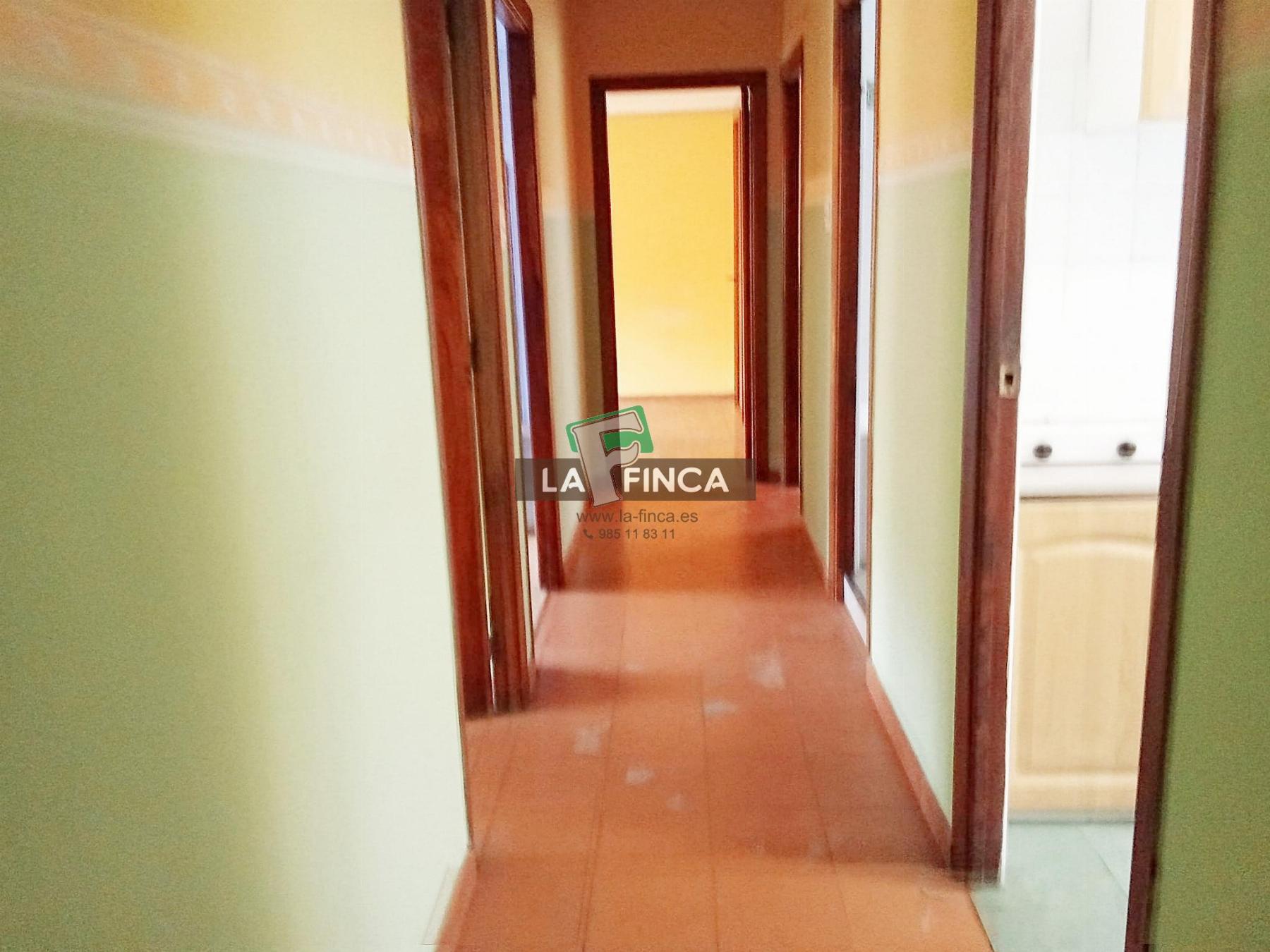 For sale of flat in Oviedo