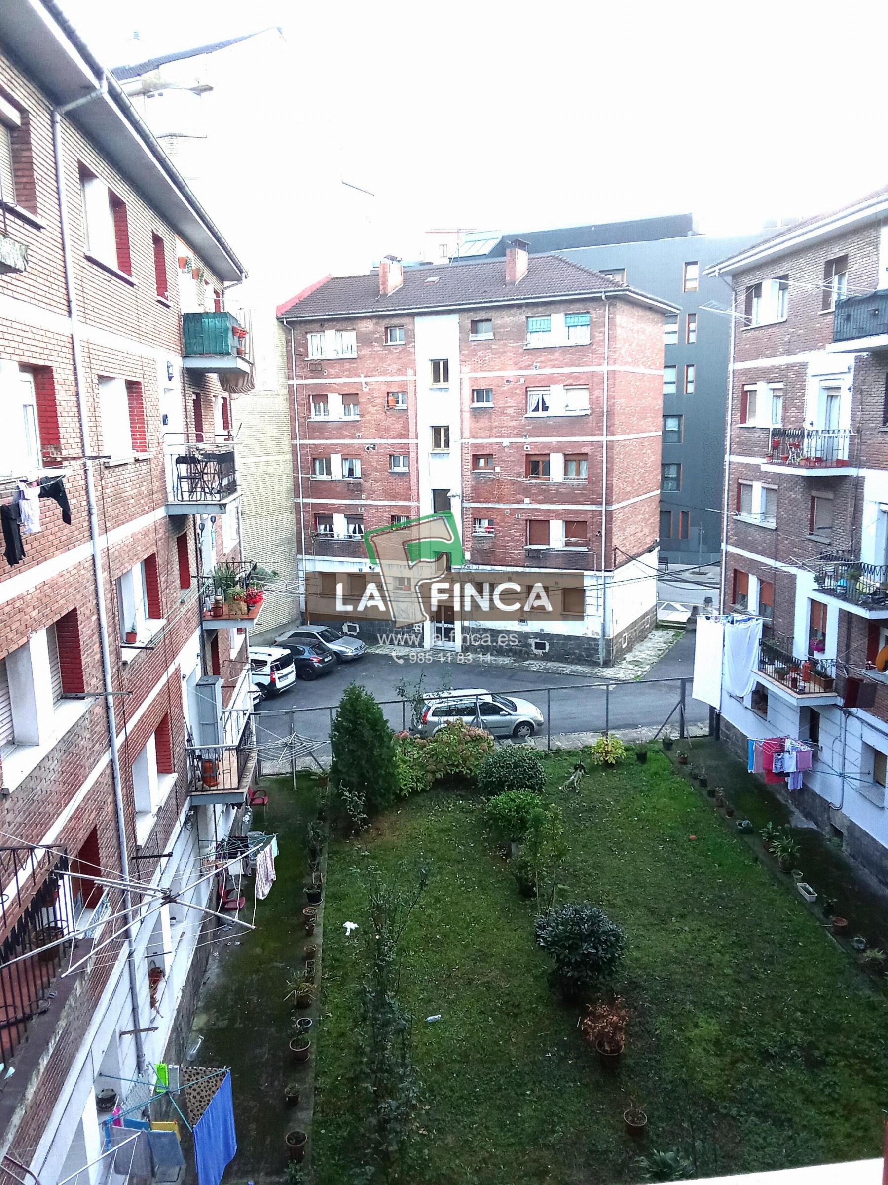 For sale of flat in Mieres Asturias