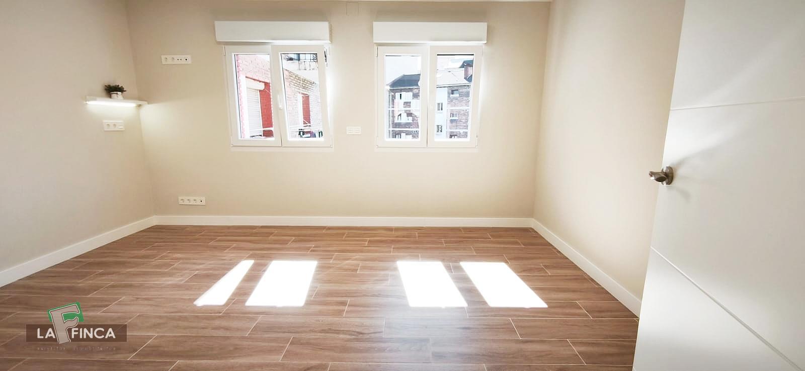 For sale of flat in Mieres Asturias