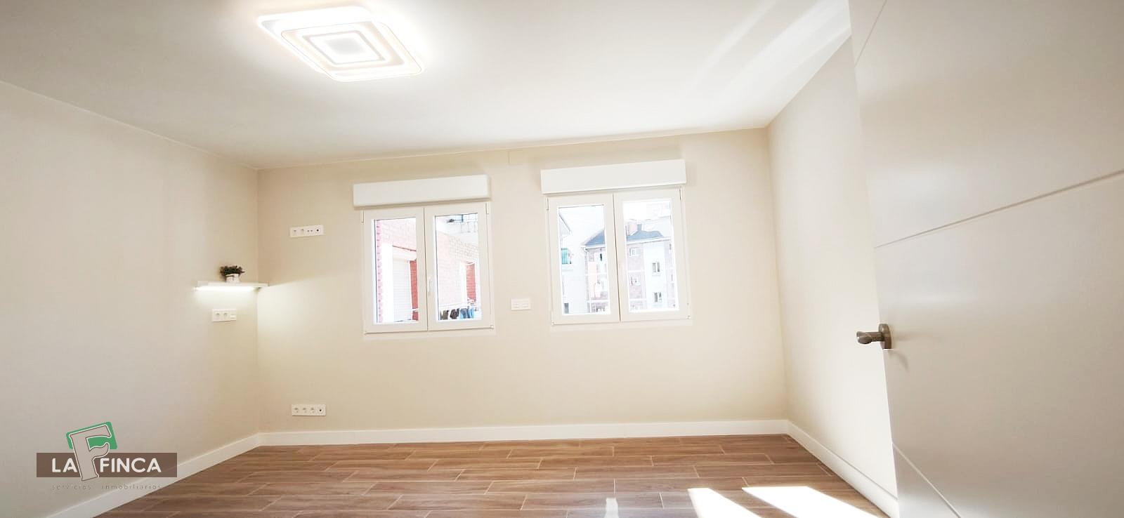 For sale of flat in Mieres Asturias