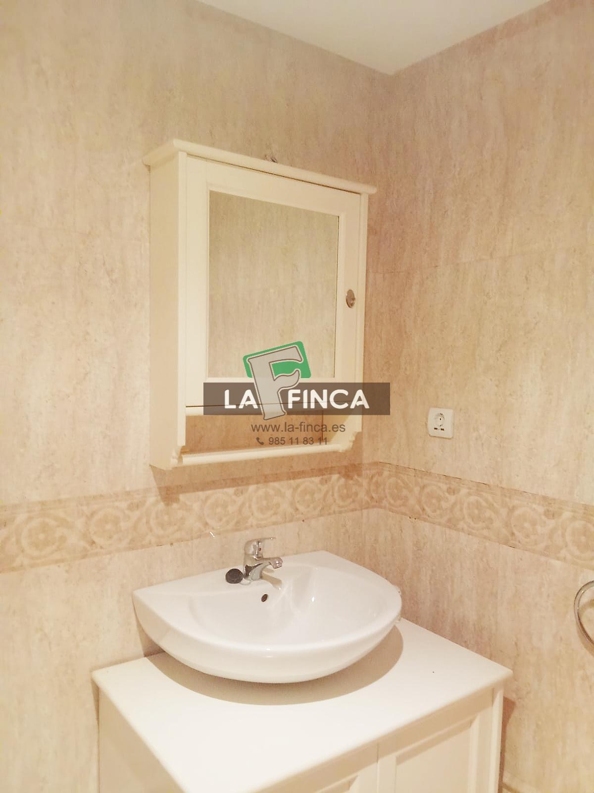 For sale of flat in Piedras Blancas
