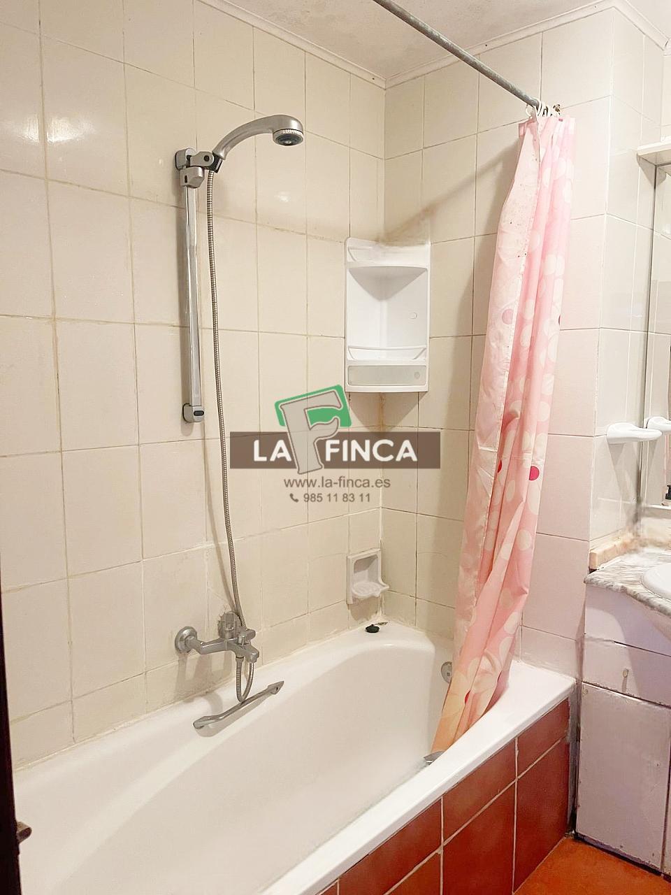 Venta de piso en Oviedo