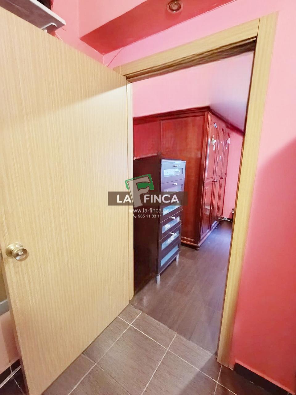 Venta de piso en Oviedo