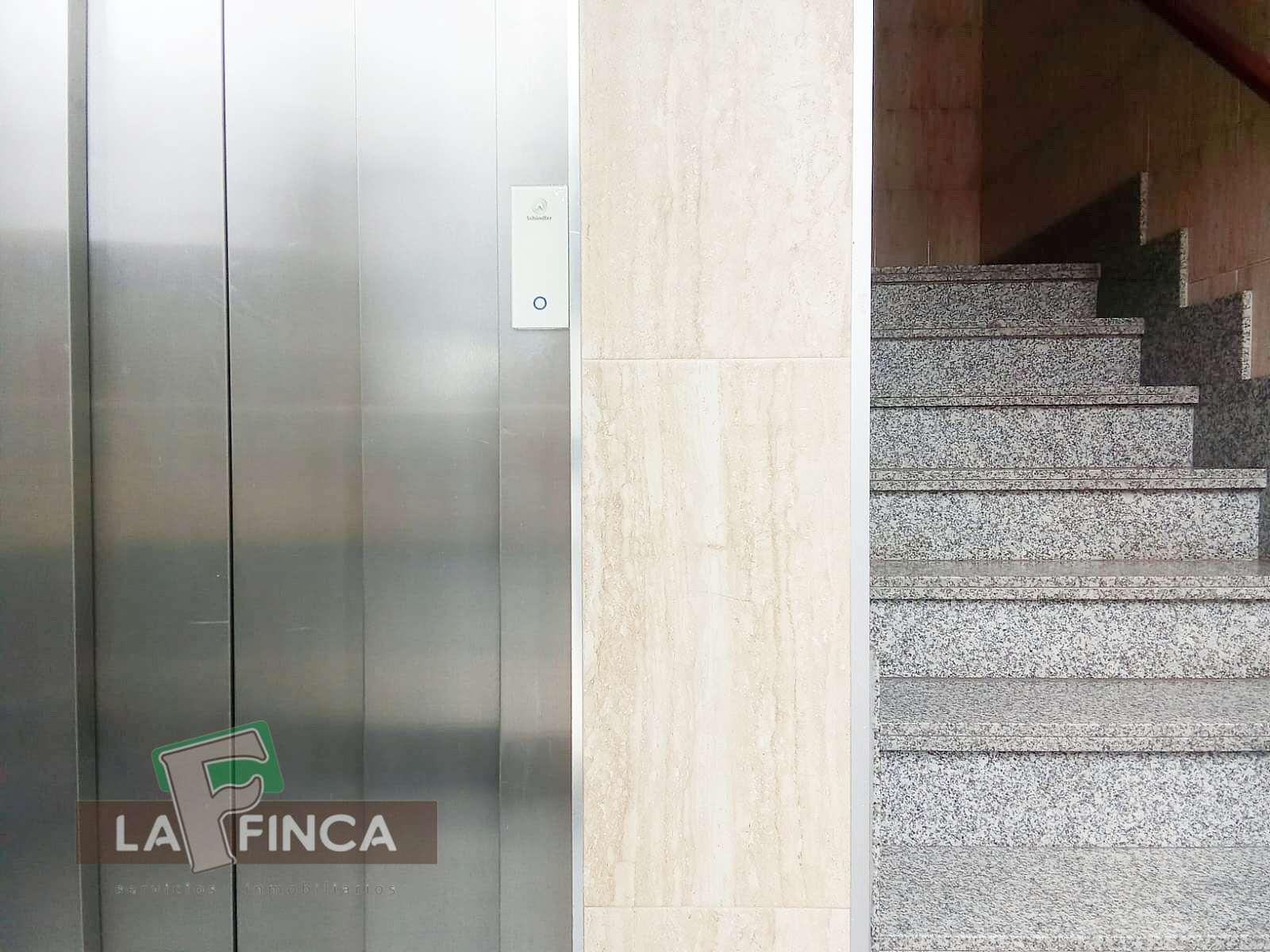 For sale of flat in Gijón