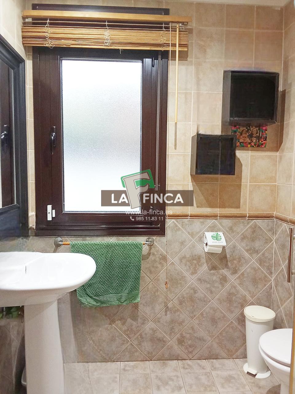 For sale of chalet in Soto del Barco