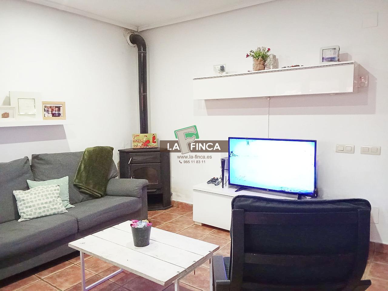 For sale of chalet in Soto del Barco