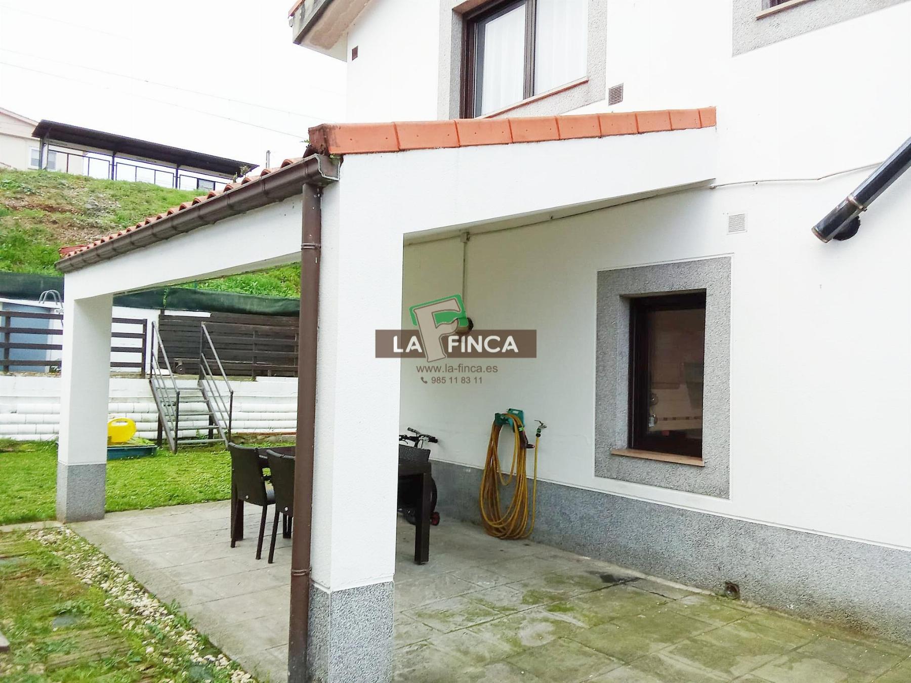 For sale of chalet in Soto del Barco