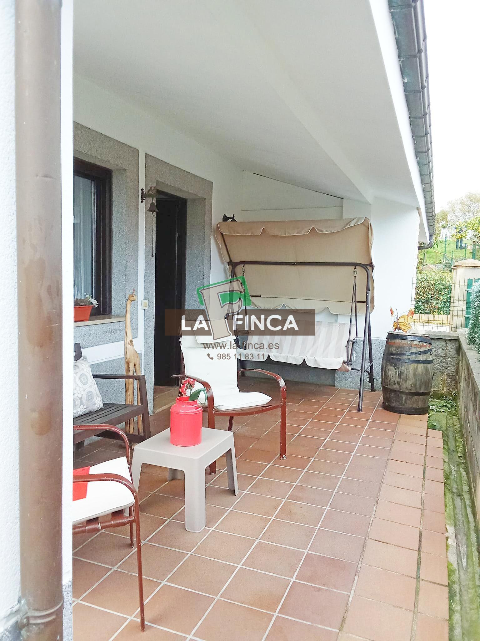 For sale of chalet in Soto del Barco