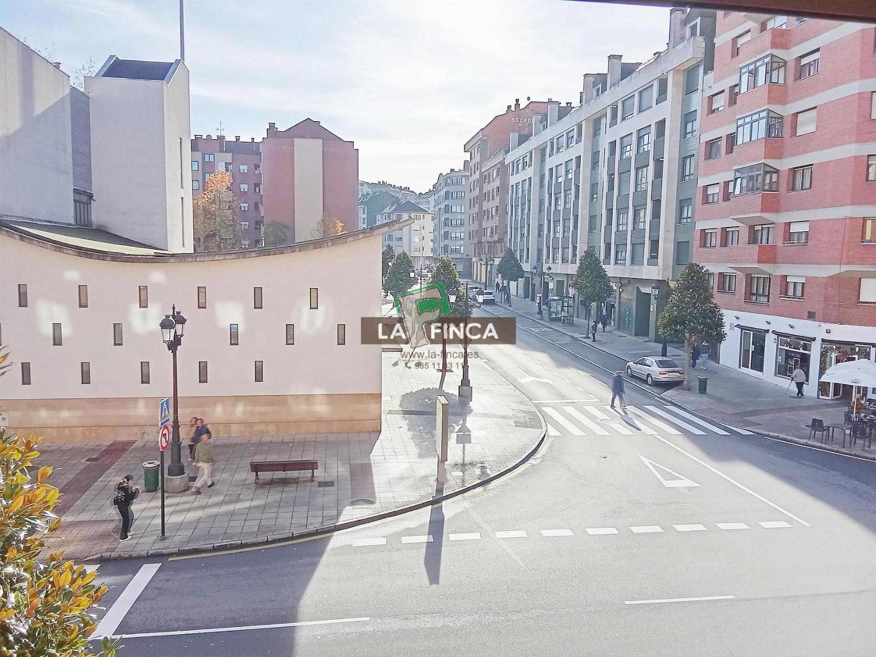 Venta de piso en Oviedo