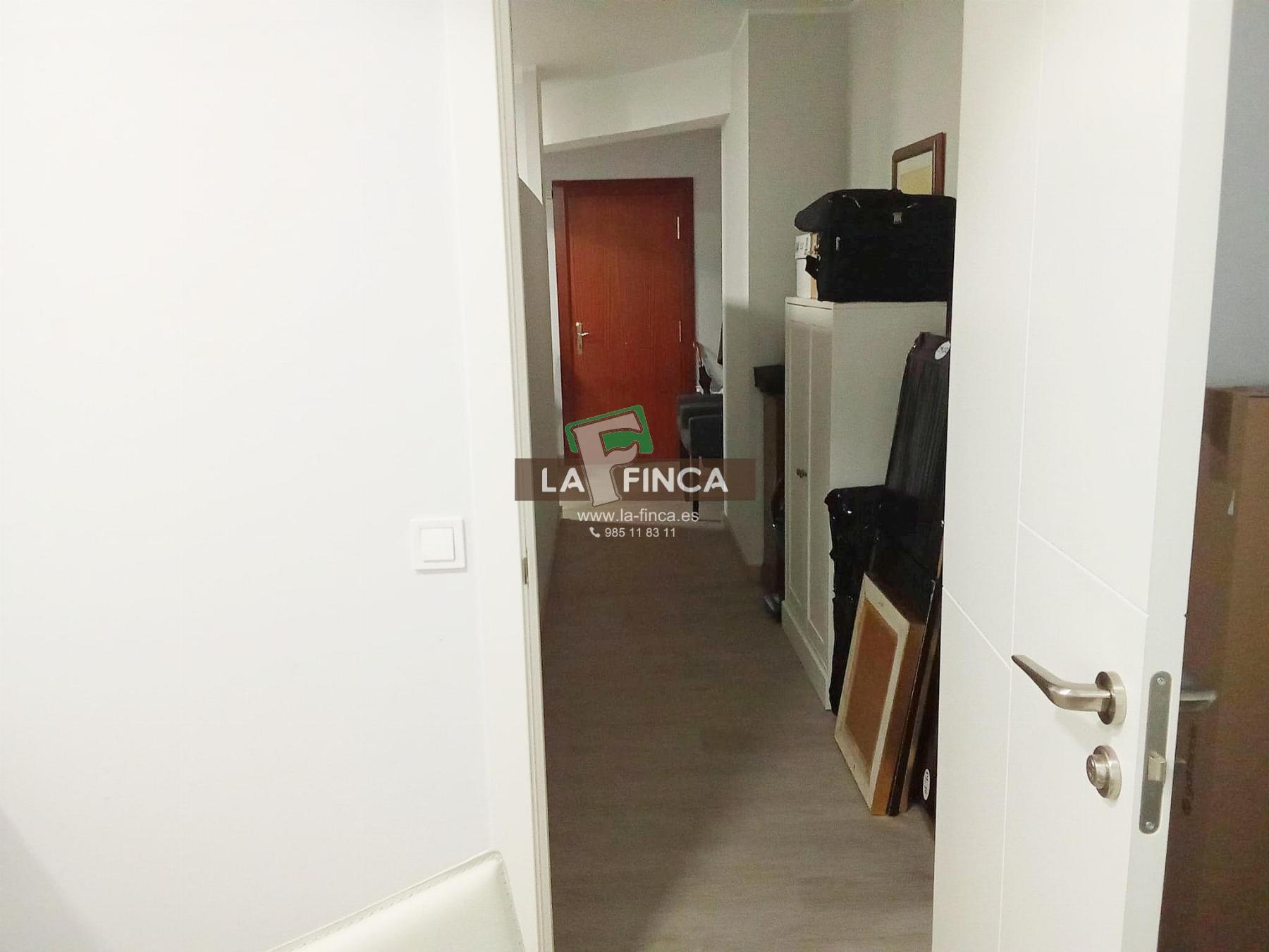 For sale of office in Oviedo