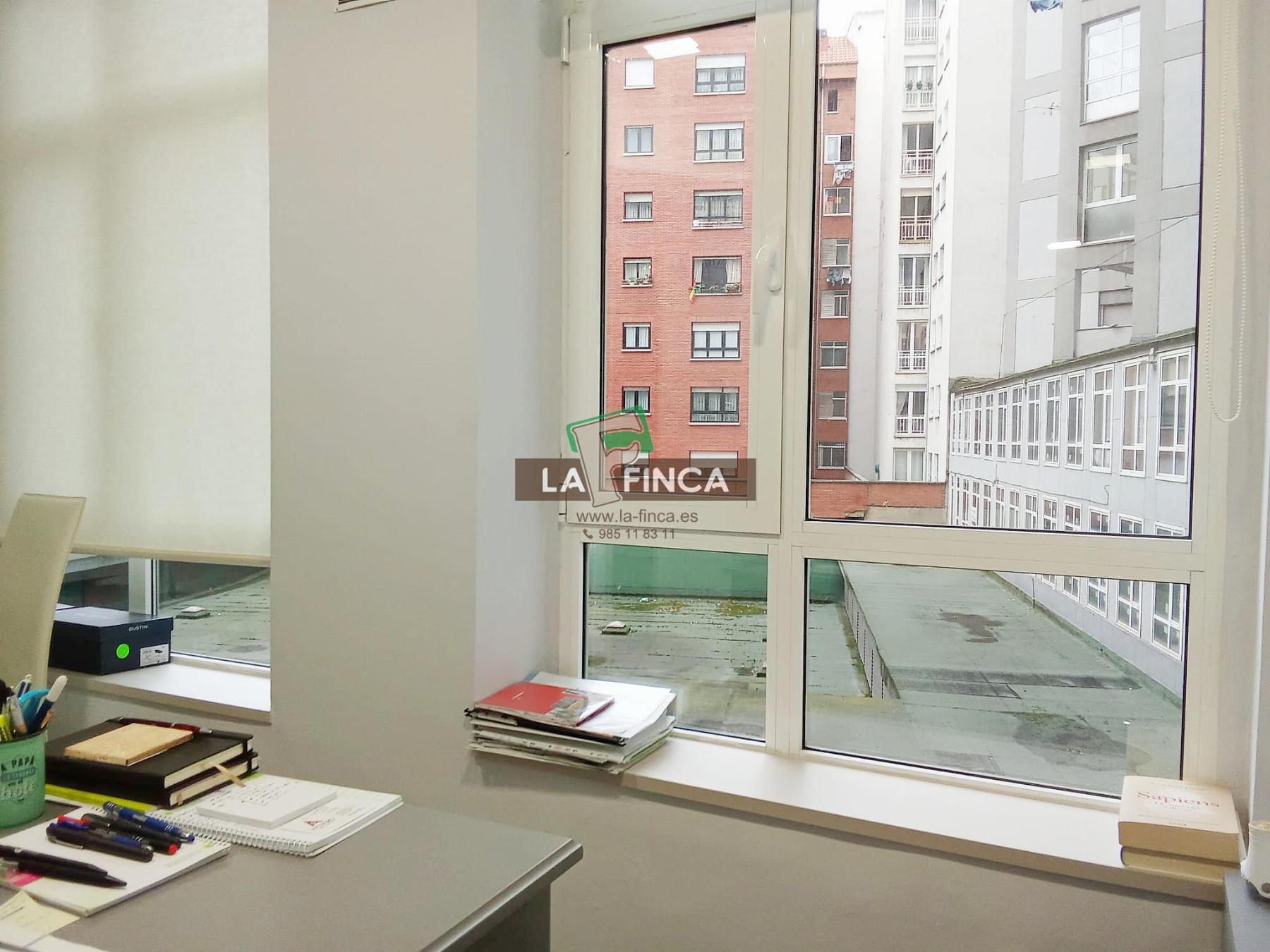 For sale of office in Oviedo
