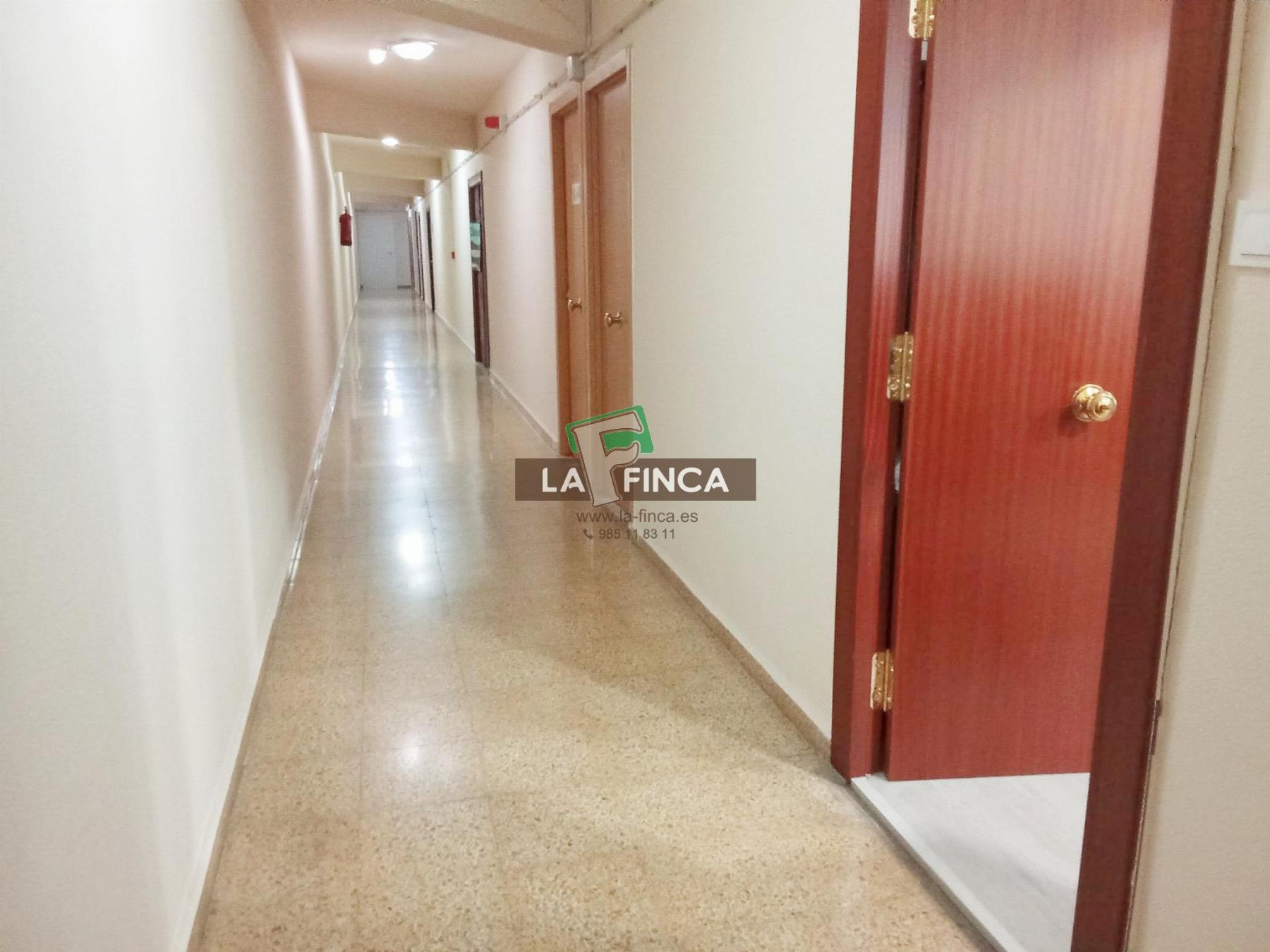 For sale of office in Oviedo