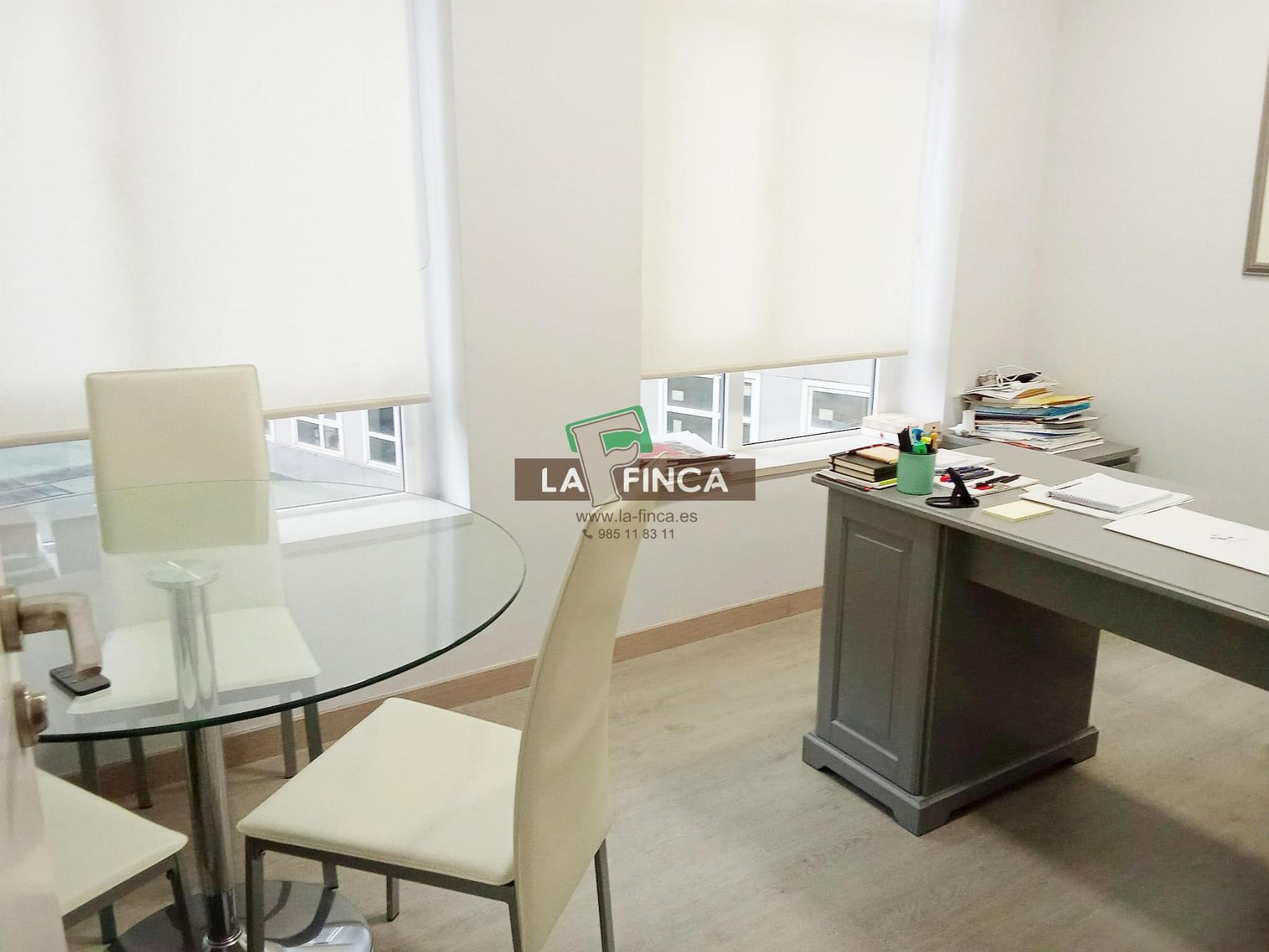 For sale of office in Oviedo