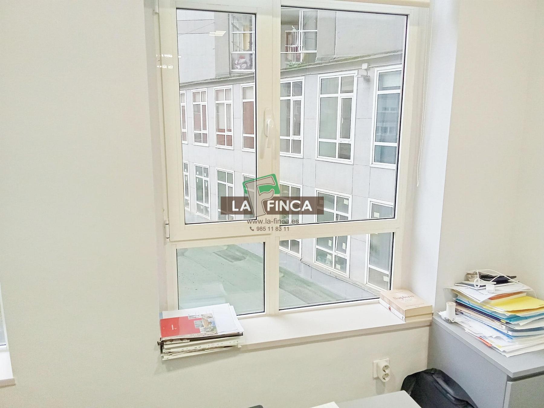 For sale of office in Oviedo