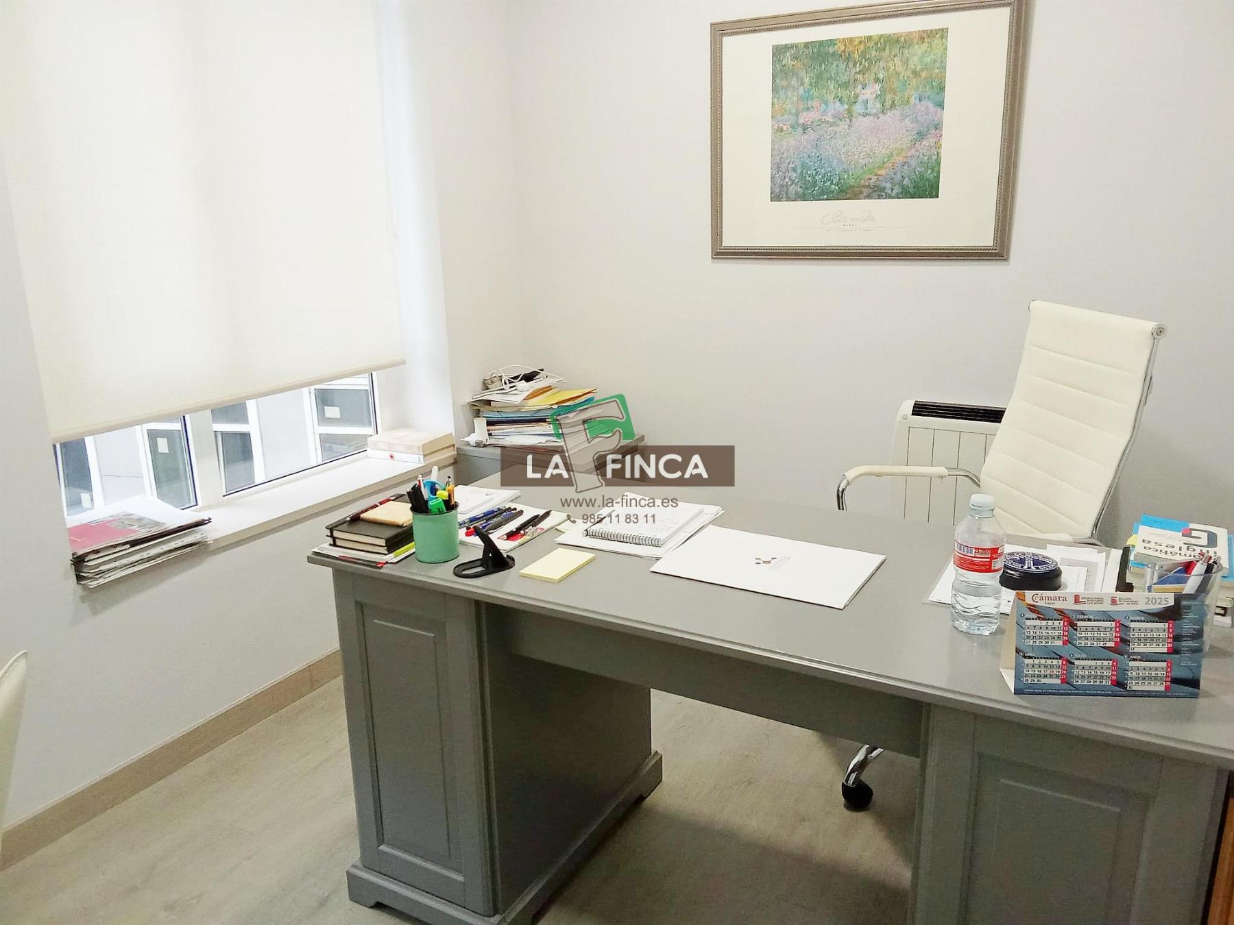 For sale of office in Oviedo