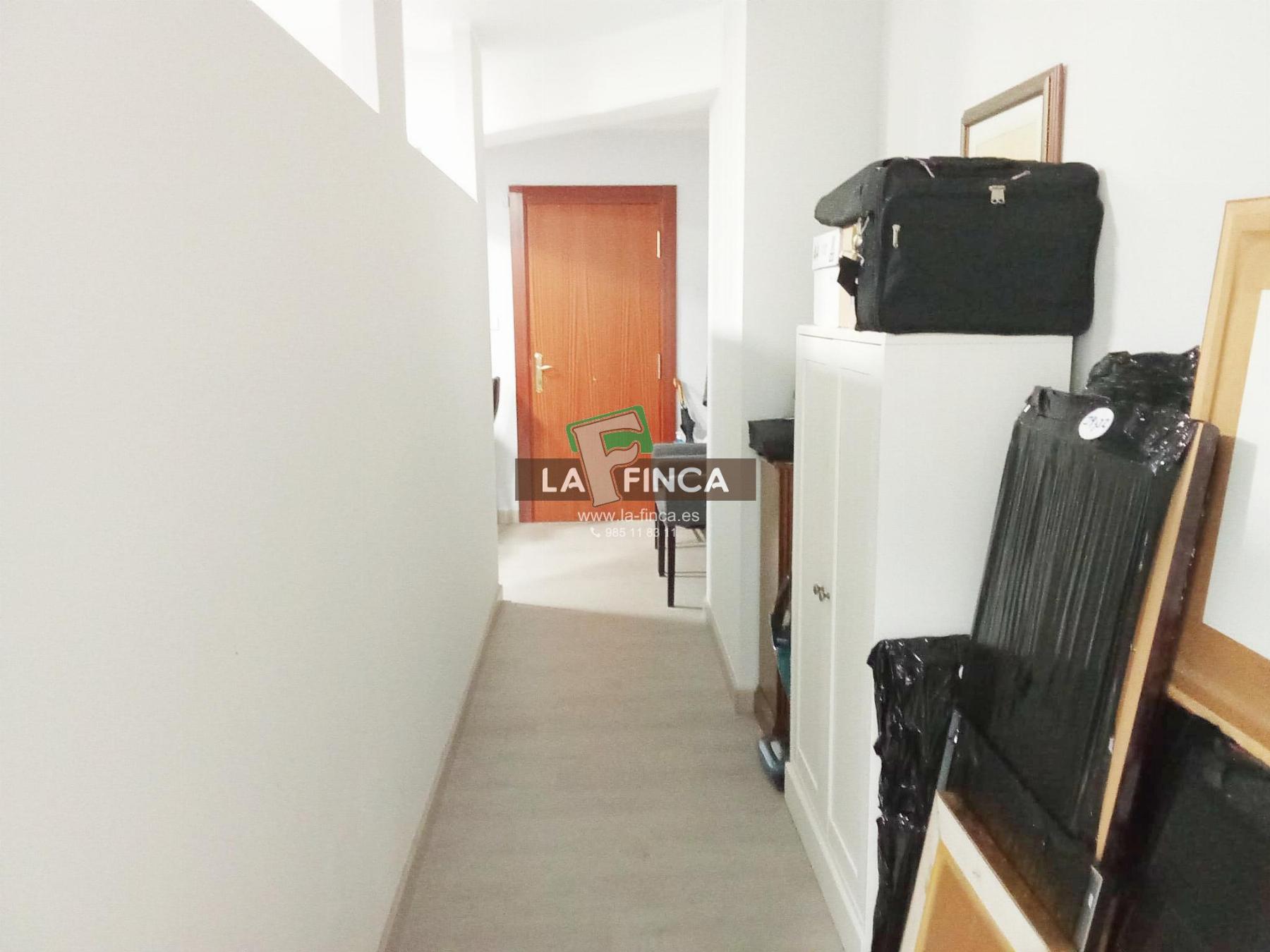 For sale of office in Oviedo