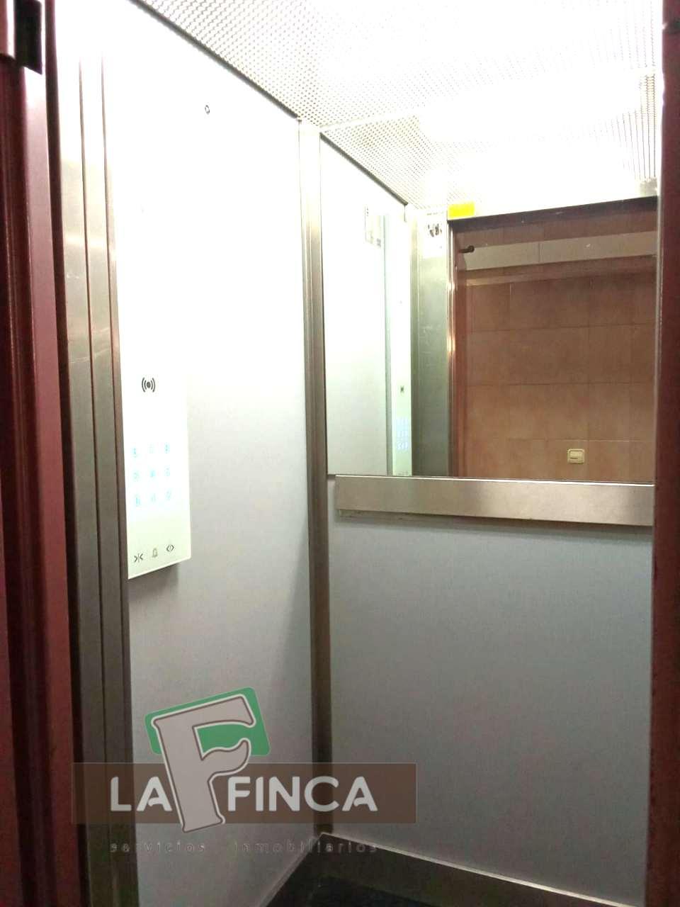Venta de piso en Castrillón