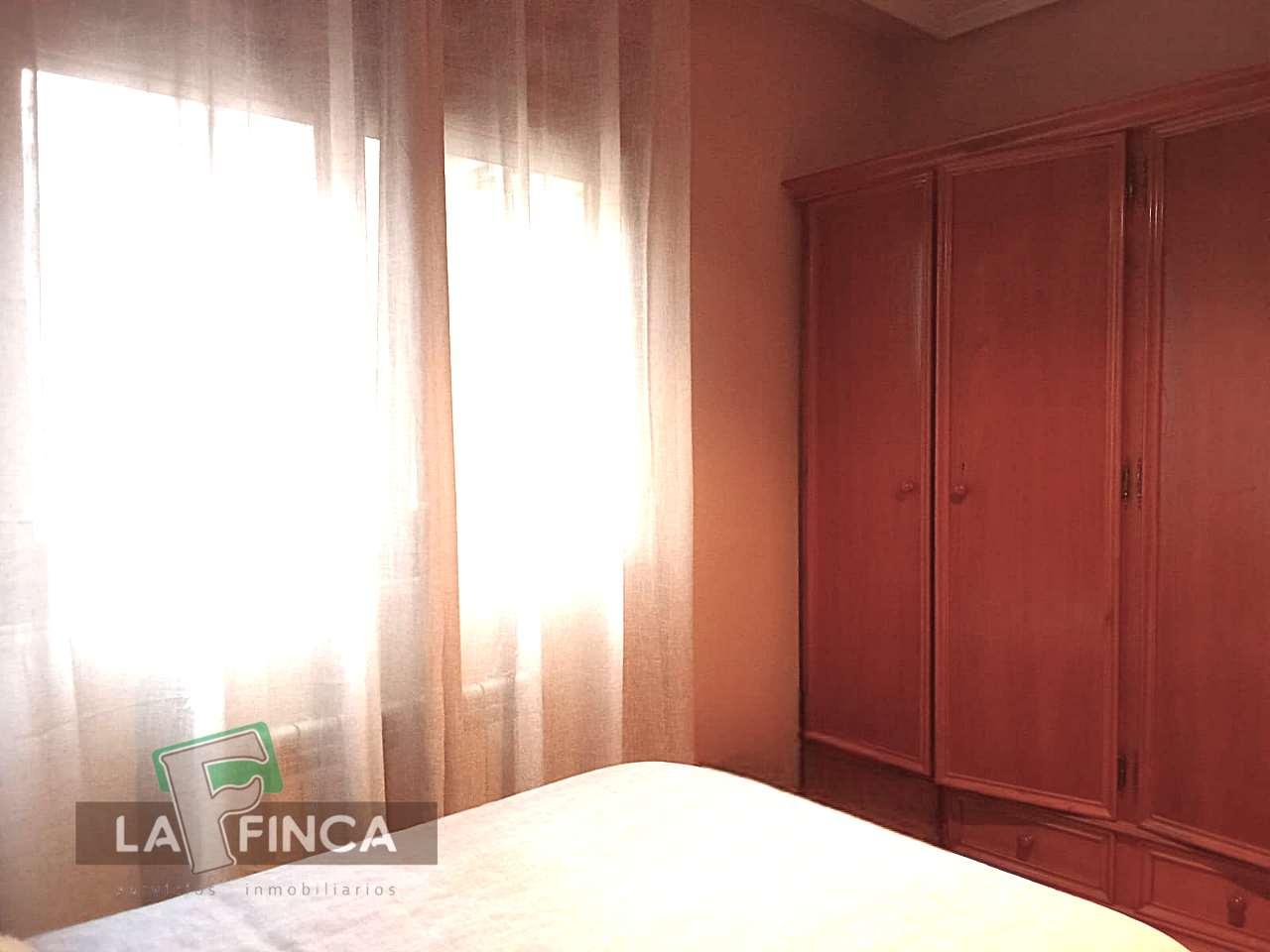 Venta de piso en Castrillón