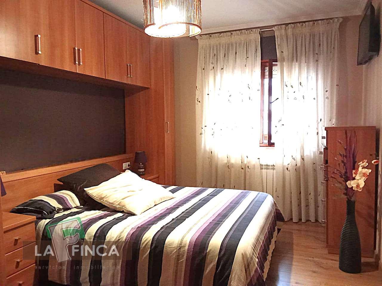 Venta de piso en Castrillón