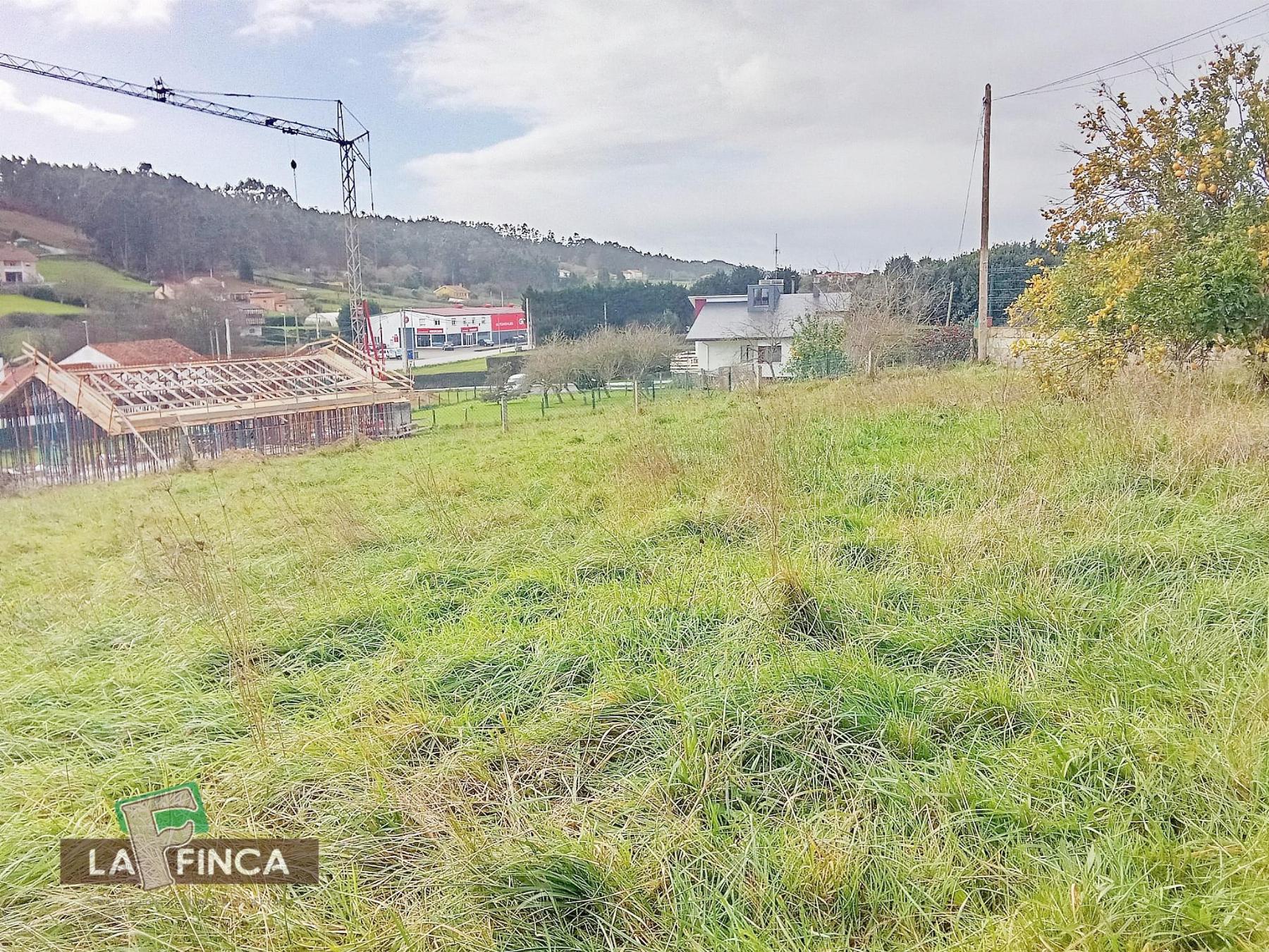 For sale of land in Gozón