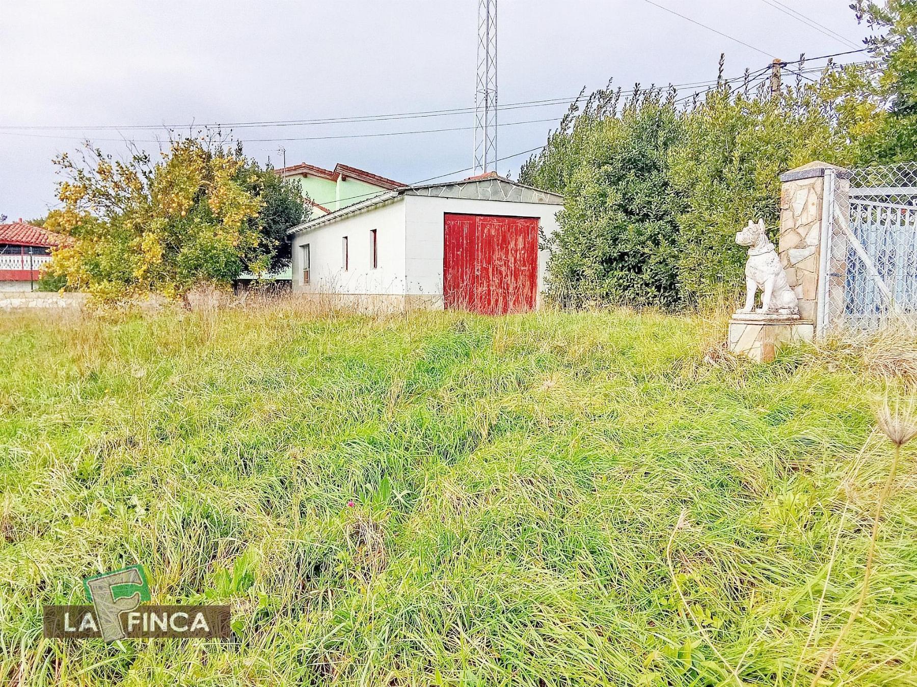 For sale of land in Gozón