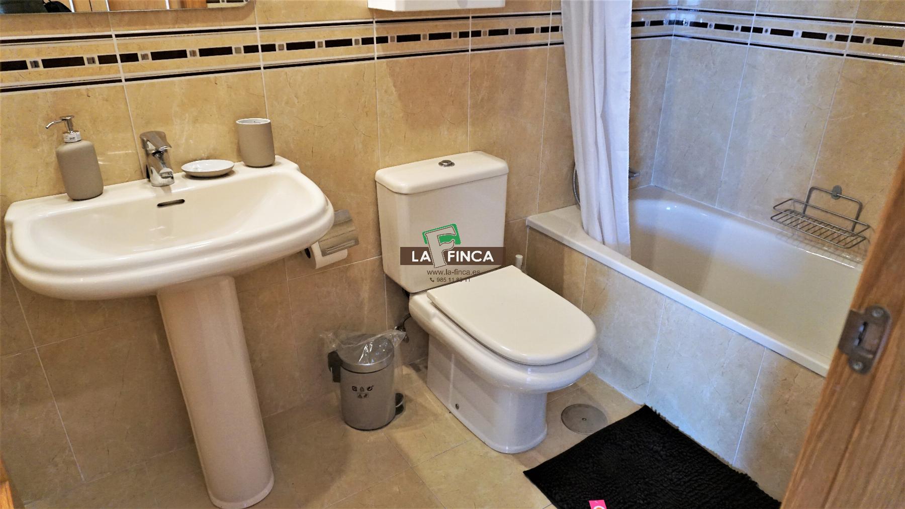 For rent of apartment in Oviedo