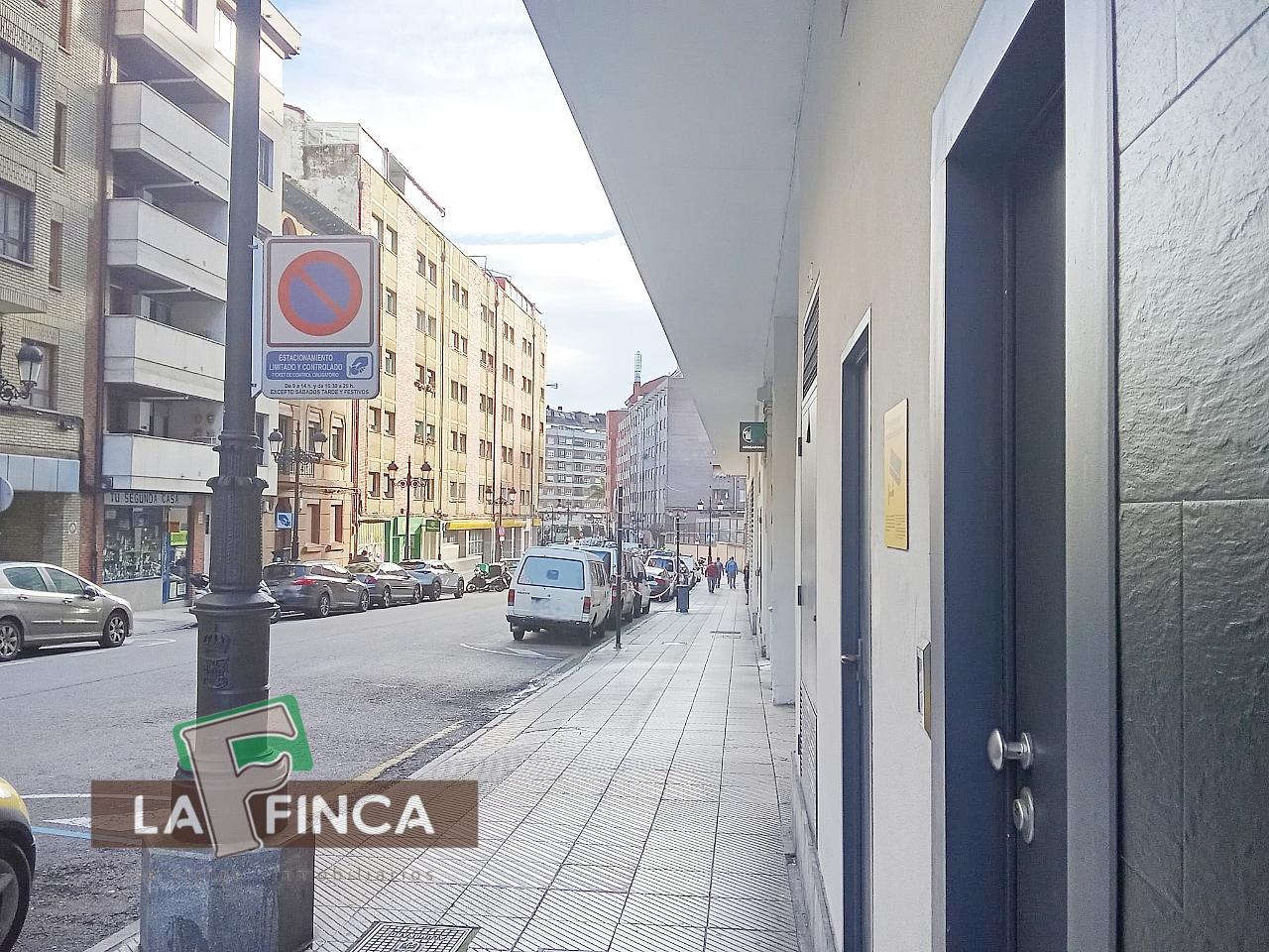 Venta de piso en Oviedo