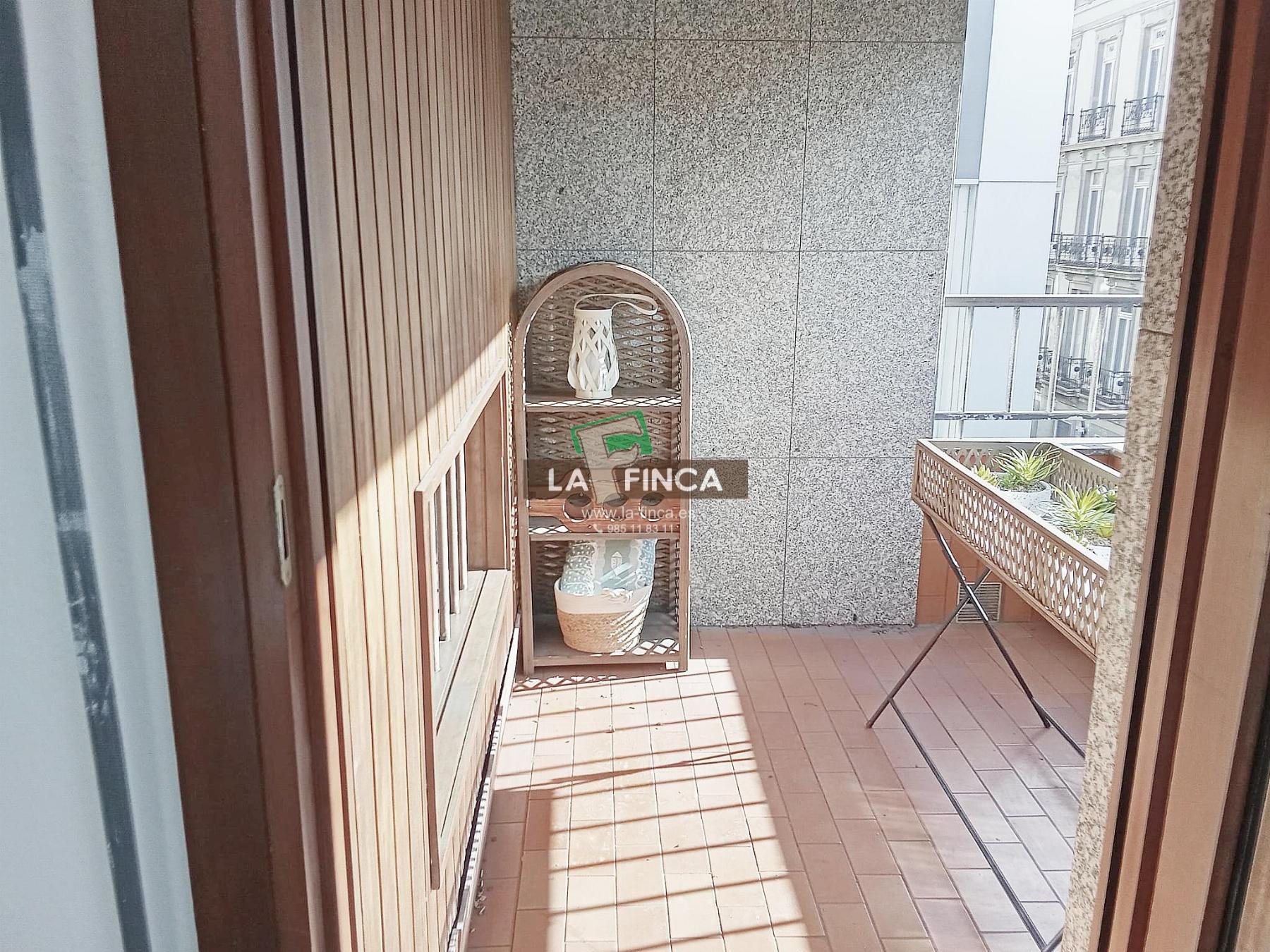 For rent of apartment in Oviedo