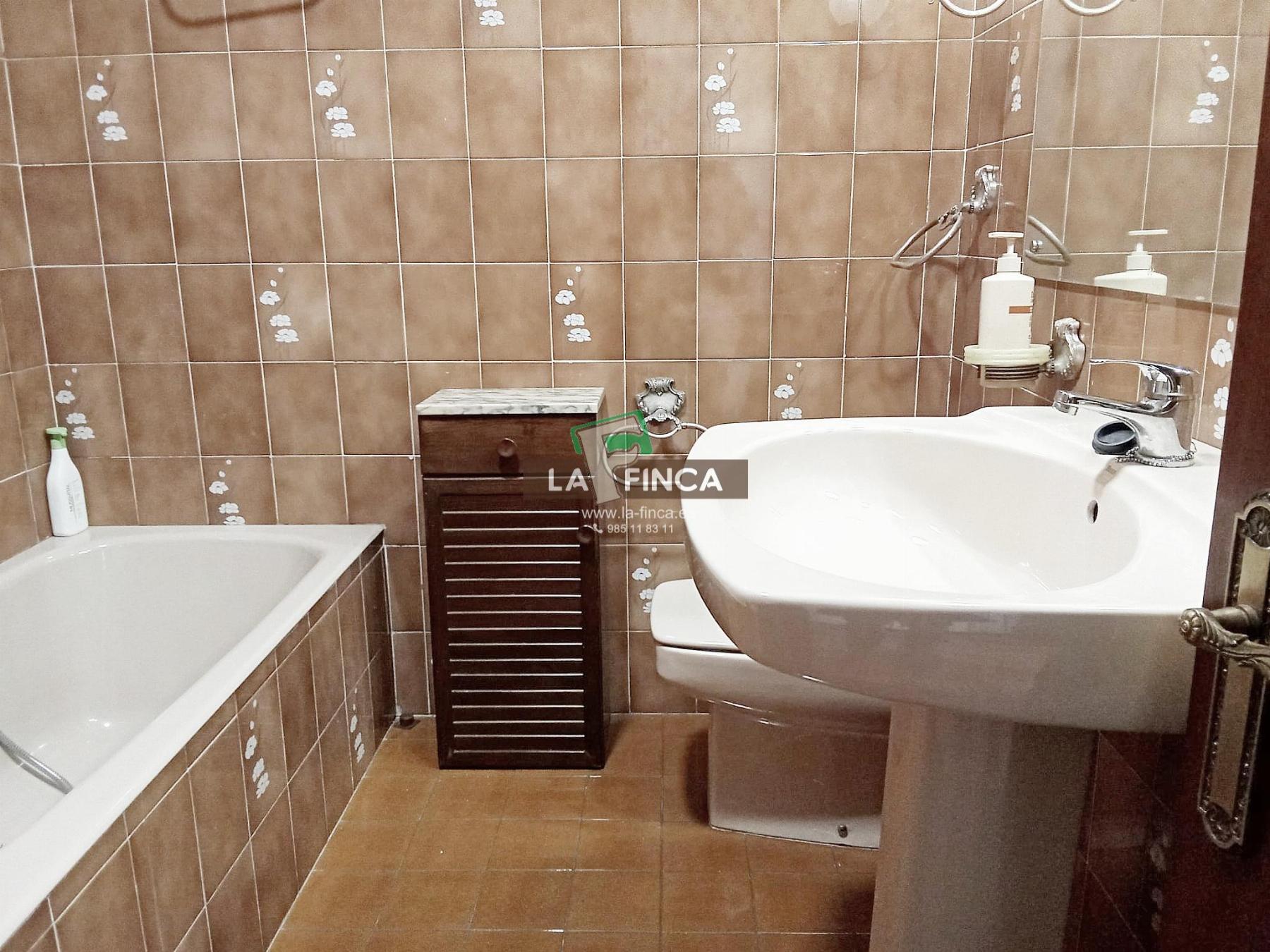 For rent of apartment in Oviedo